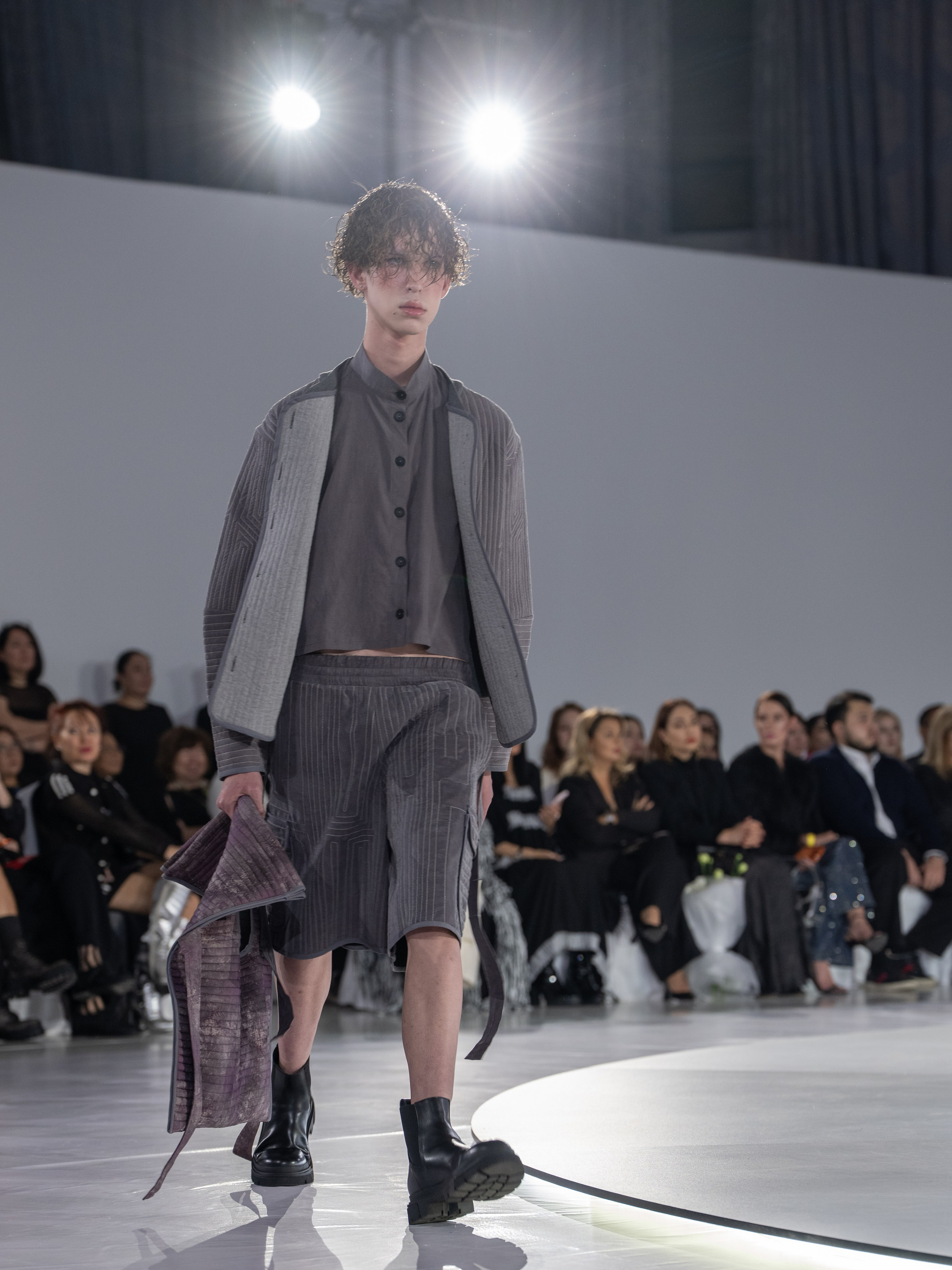 Дизайнер Zalkar. Сайт Алматинского НЮ АРТ, будуар и фэшн фотографа Дениса Карпенко