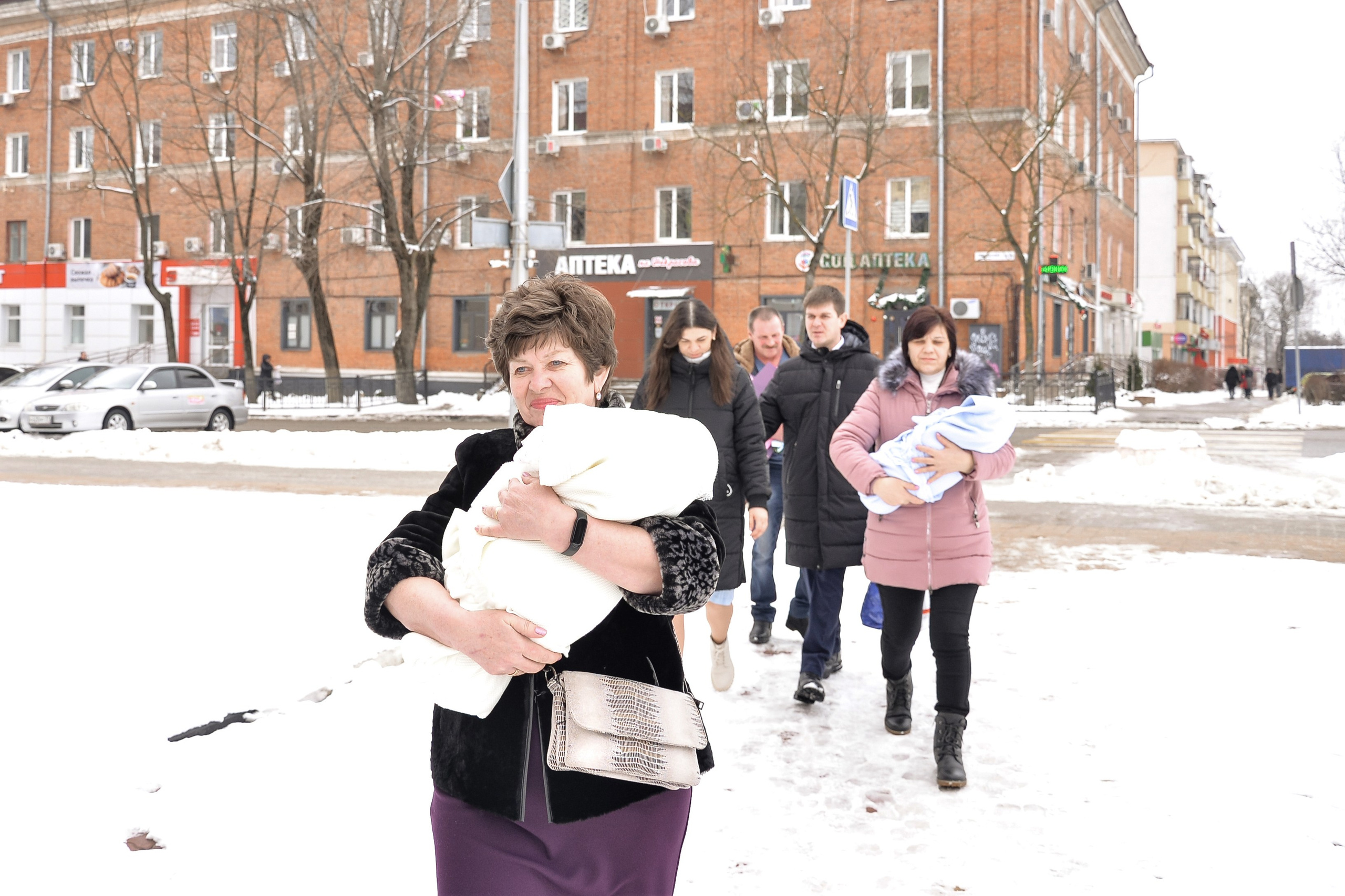 Выписка Королевской двойни. Семейный и свадебный фотограф Галина Абакумова, фотосессии в Белгороде