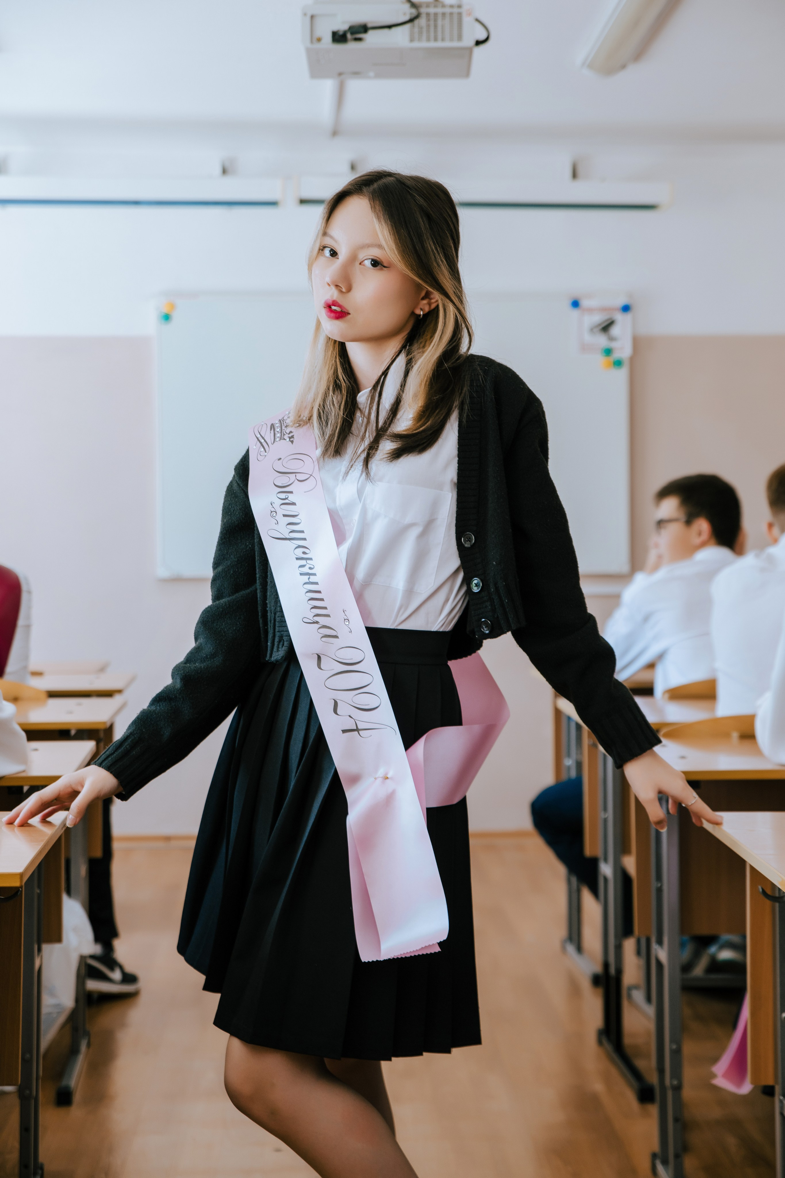 Гимназия им. Сайбеля — Выпуск 2024, 9 класс. Фотограф Ярмишко Дарья. Выпускные фотокниги