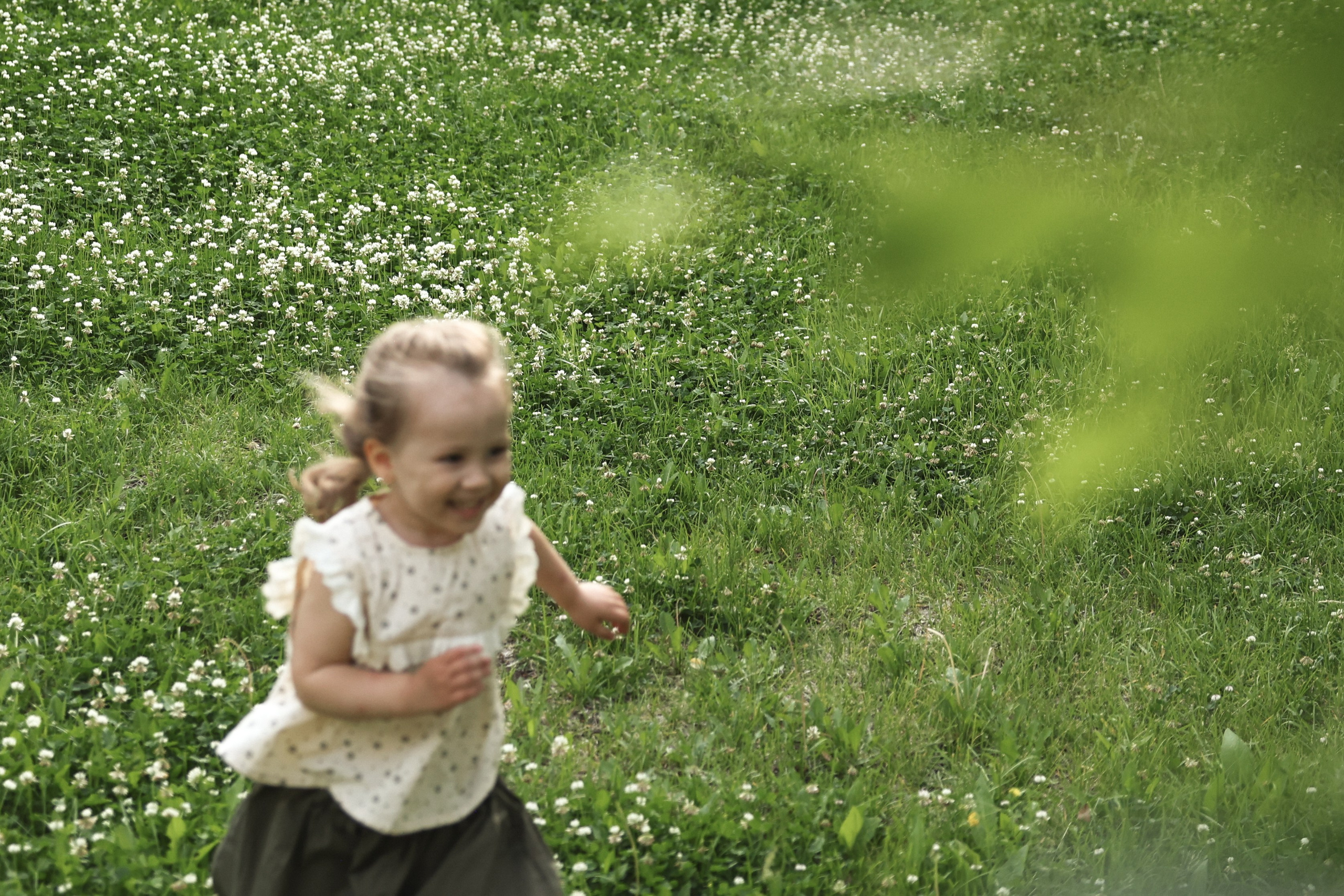 На полянке клевера. Ваш семейный newborn и lifestyle фотограф в СПБ Наталья Журавлева