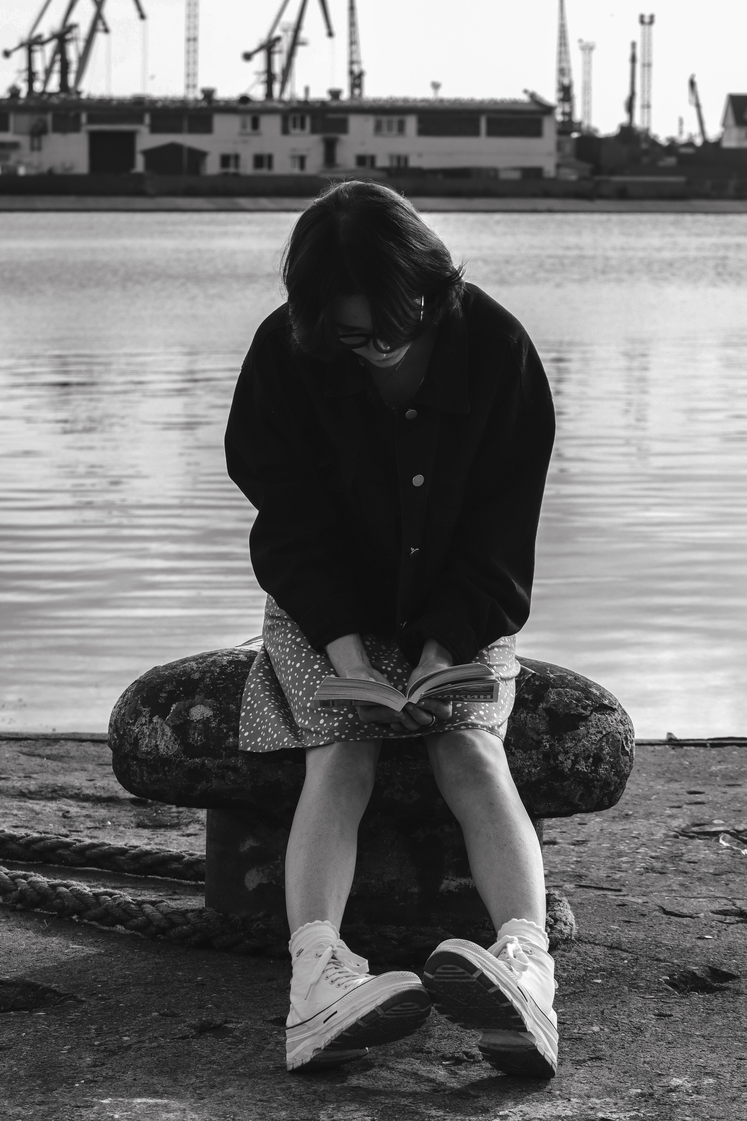 Юля П. (Near the water). — Digital Noise —