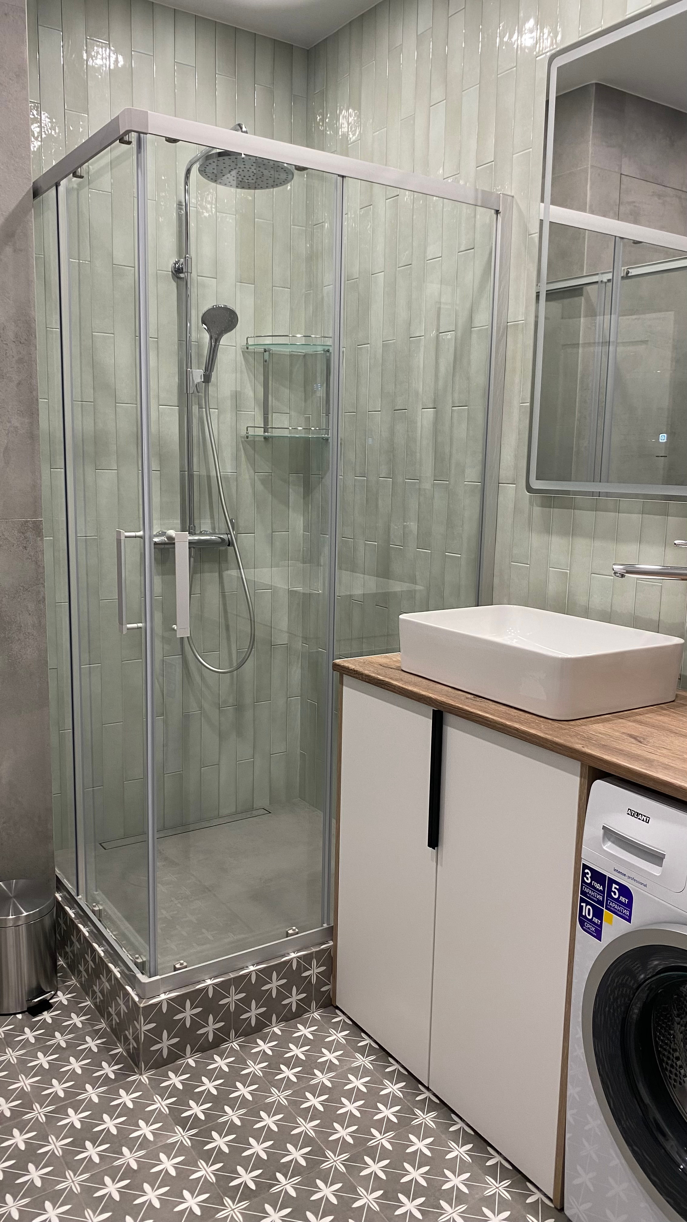 Евродвушка в мятно-коралловых оттенках для сдачи в аренду. Дизайнер интерьеров в Санкт-Петербурге Анастасия Тен