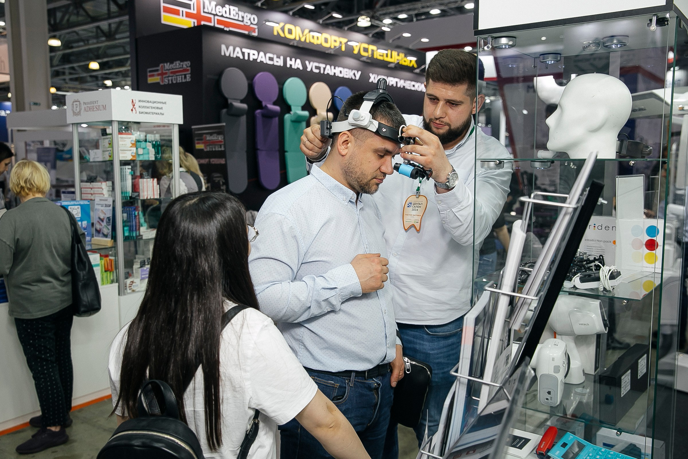 Выставка Dental 2024. Фотограф в Москве
