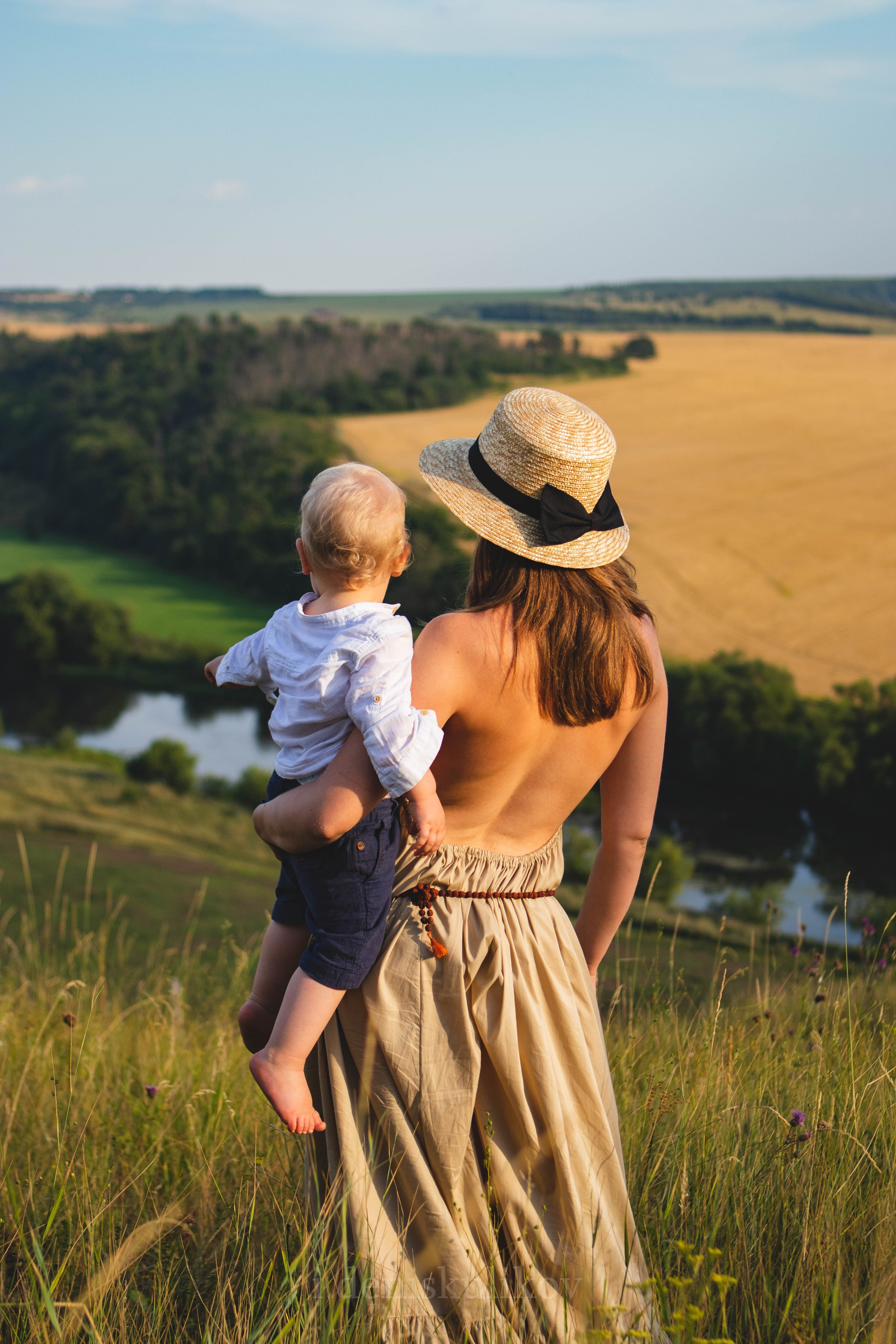 Ксюша. Коммерческий фотограф