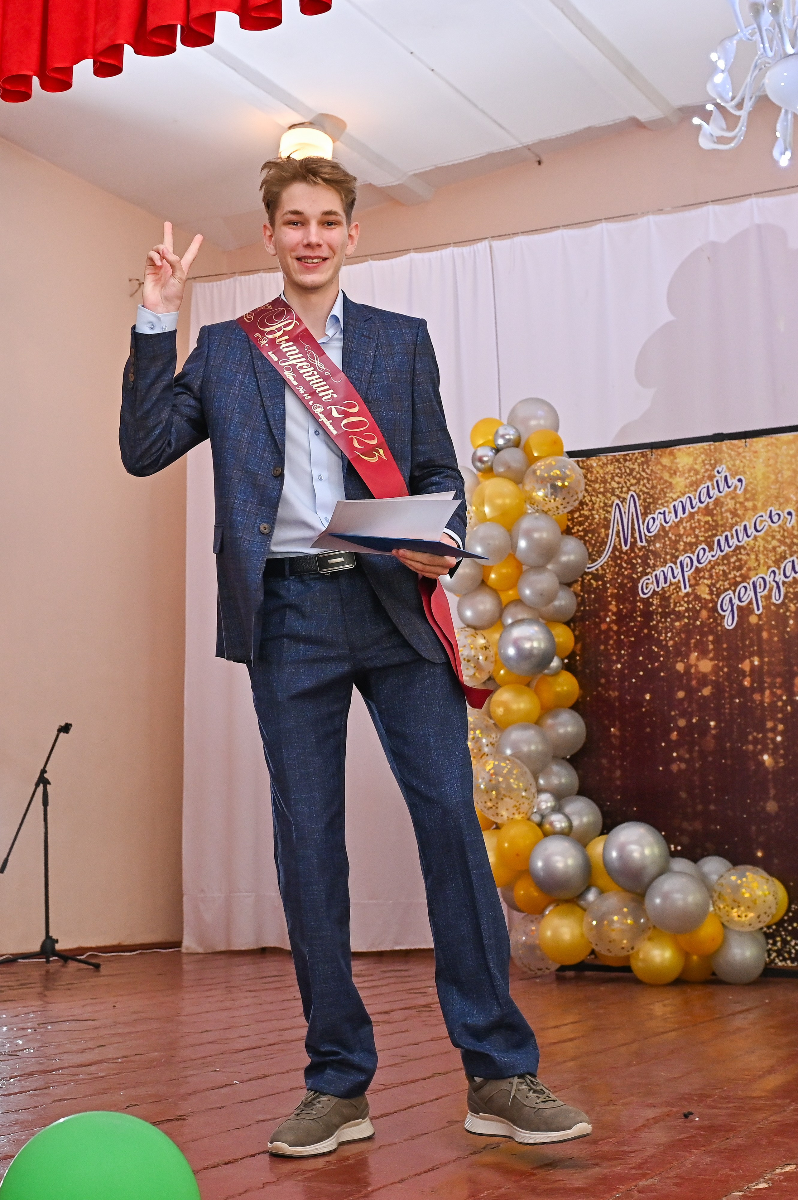 Выпускной школа 48. Семейный и свадебный фотограф во Владивостоке