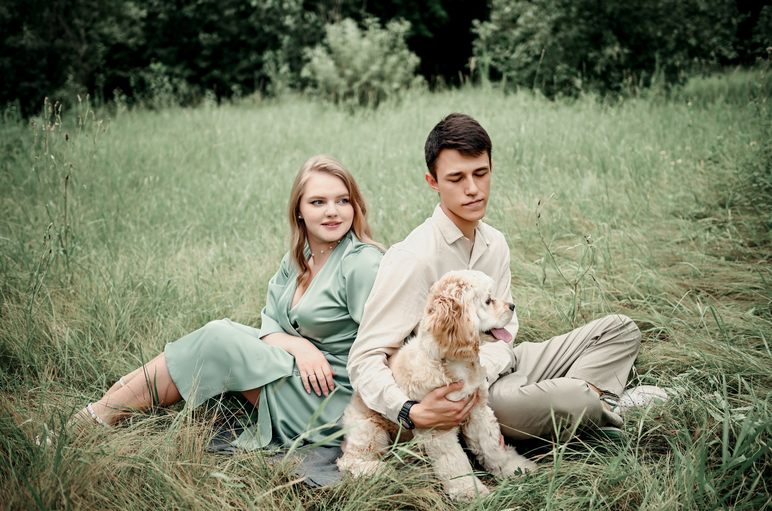 Love story прогулка вместе с песиком))). Свадебный, семейный, детский, контент фотограф в Омске Максим Ильин