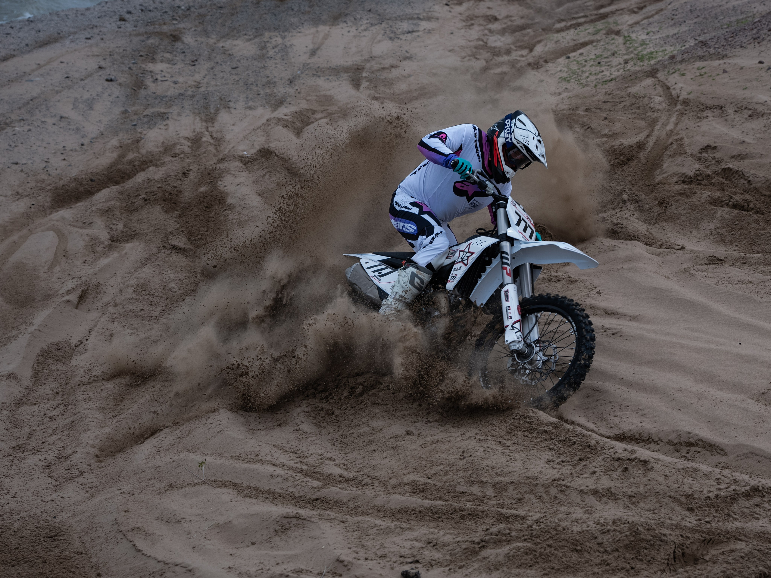 Bike. Сайт Алматинского НЮ АРТ, будуар и фэшн фотографа Дениса Карпенко