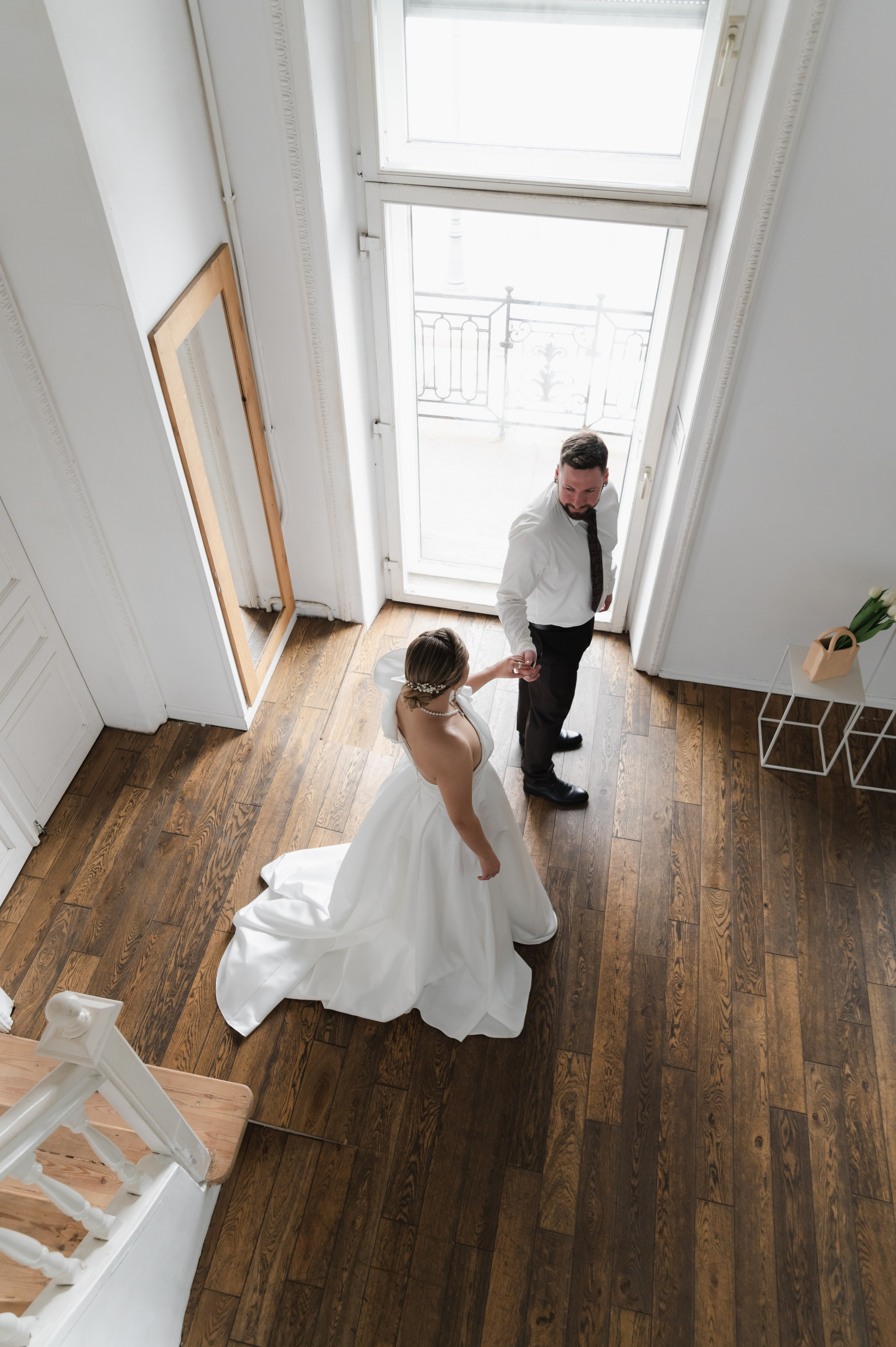 Свадебная фотосессия в фотостудии с видом на Петербург. Портретный и репортажный фотограф в Санкт-Петербурге | Валерия Кайряк