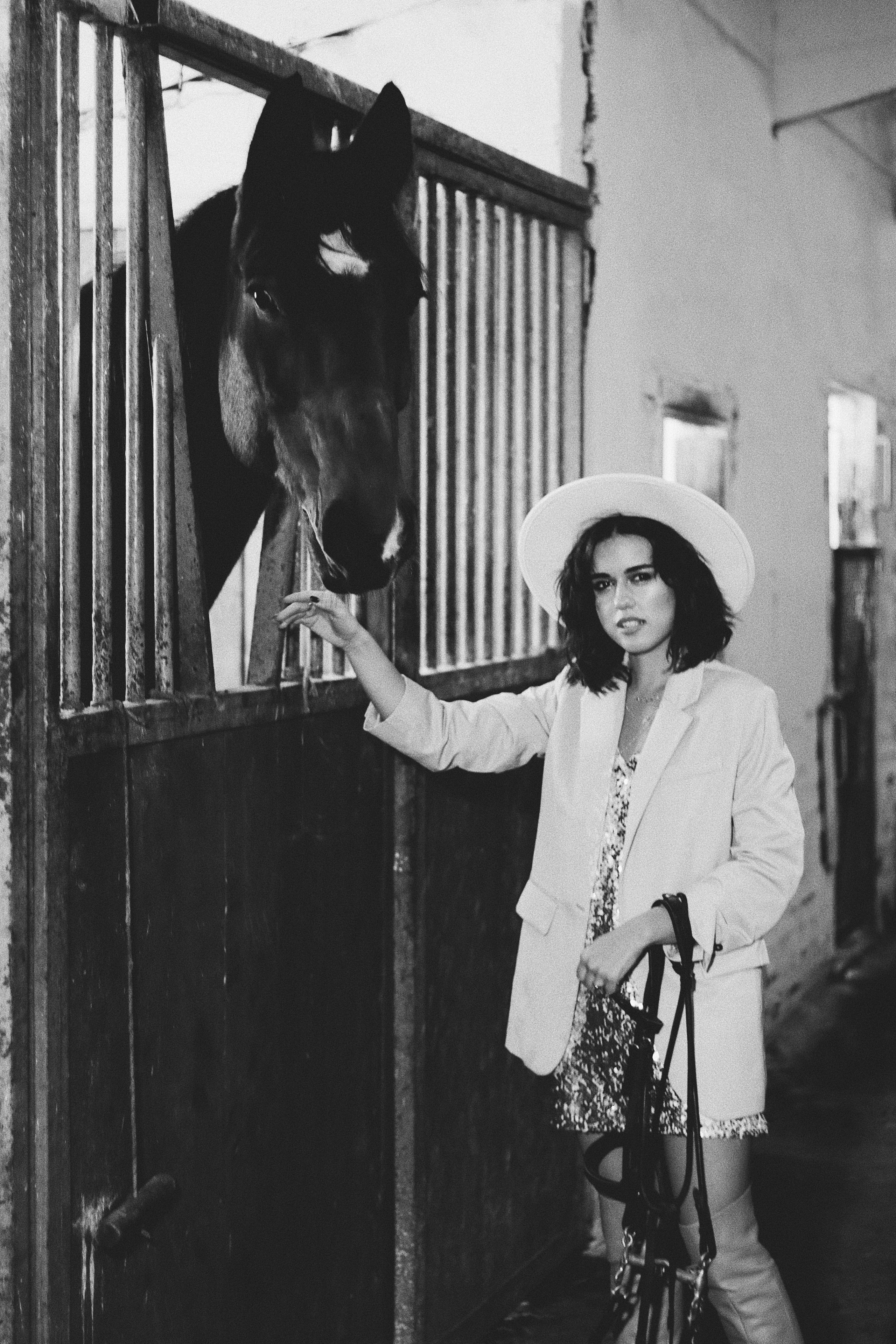 Мария Попова. Фотосессии с лошадьми в Москве, Новосибирске