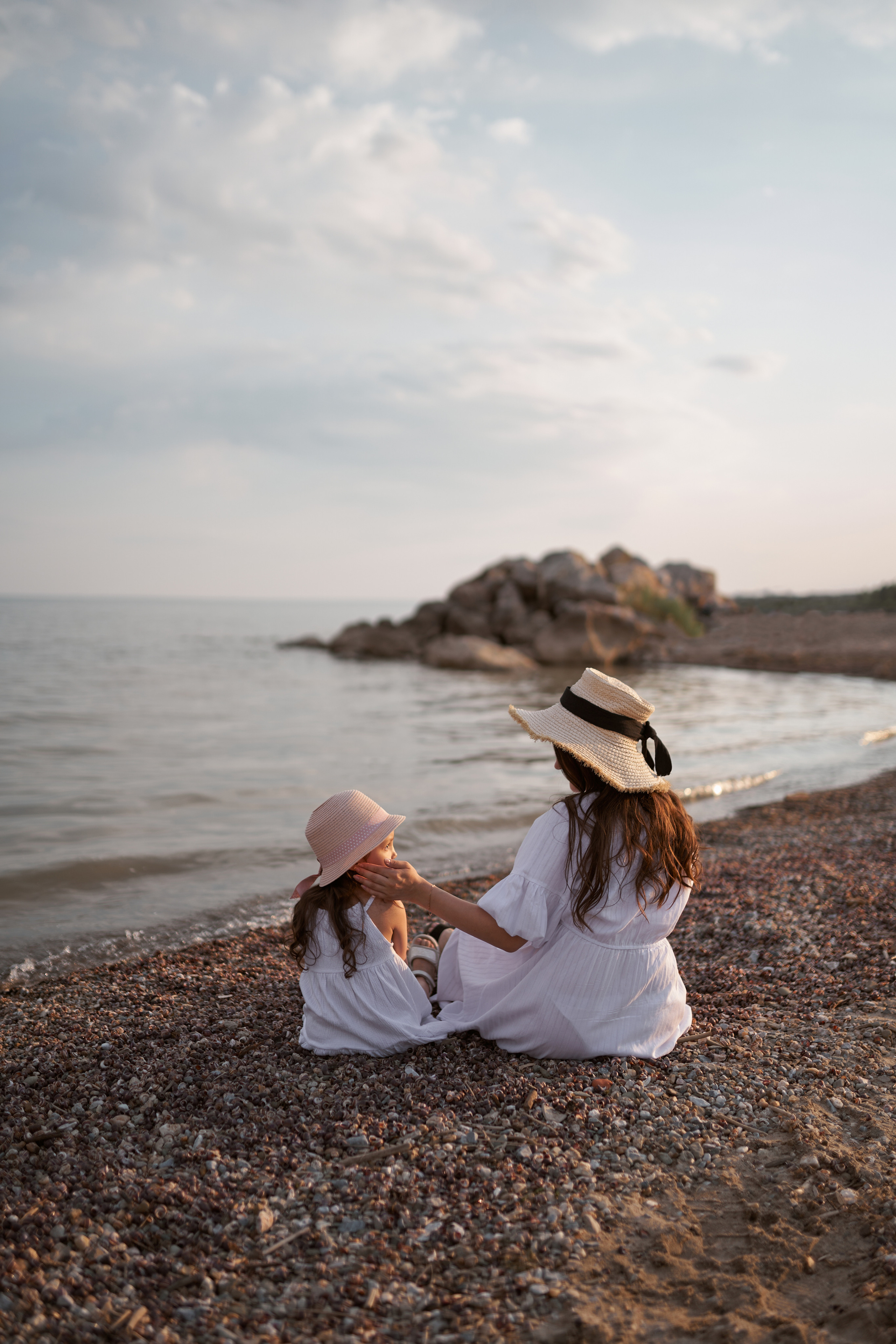 Семейная съемка. Виктория, Рустам и Аделина. Фотосессии с лошадьми в Москве, Новосибирске