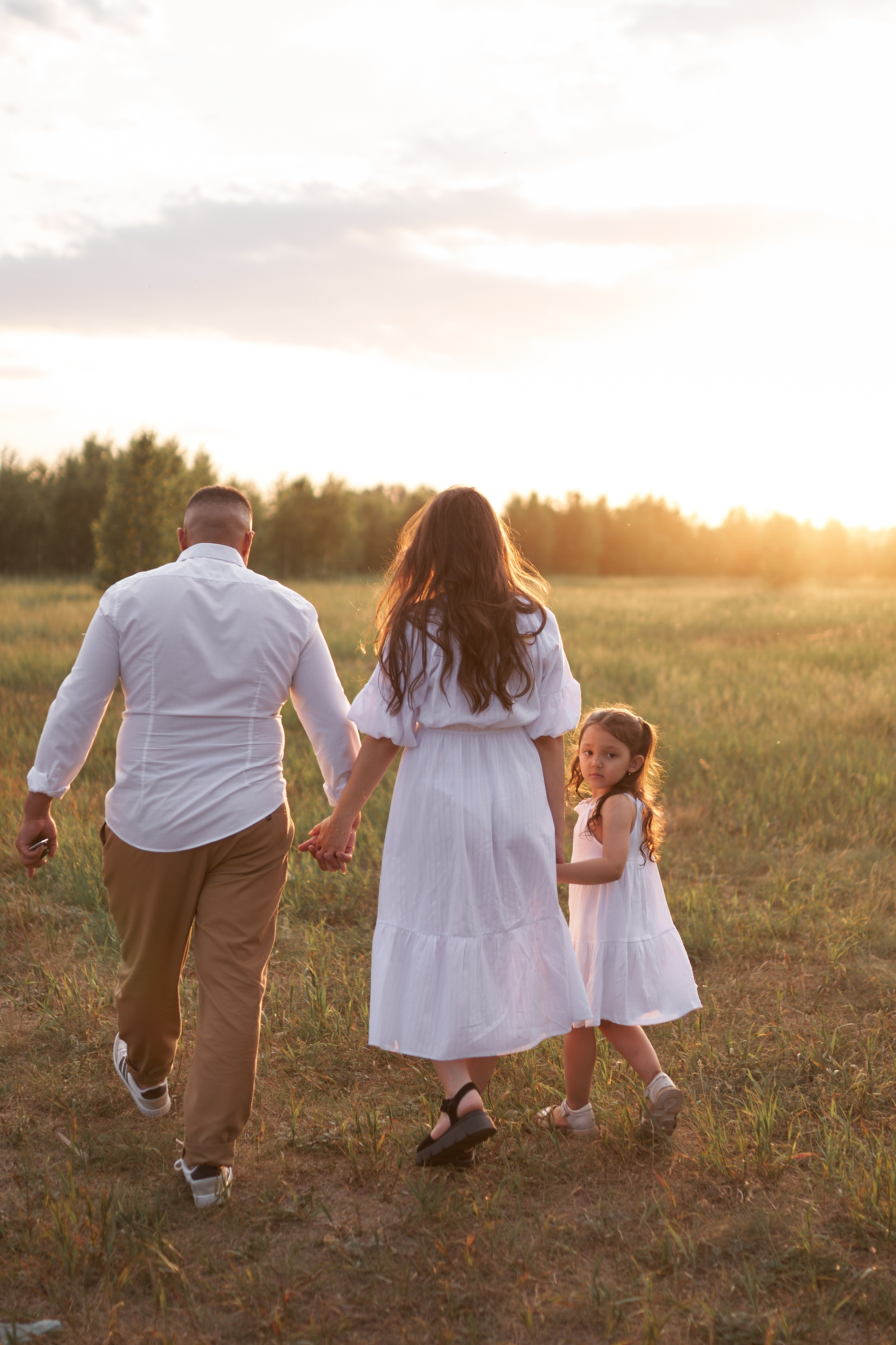 Семейная съемка. Виктория, Рустам и Аделина. Фотосессии с лошадьми в Москве, Новосибирске