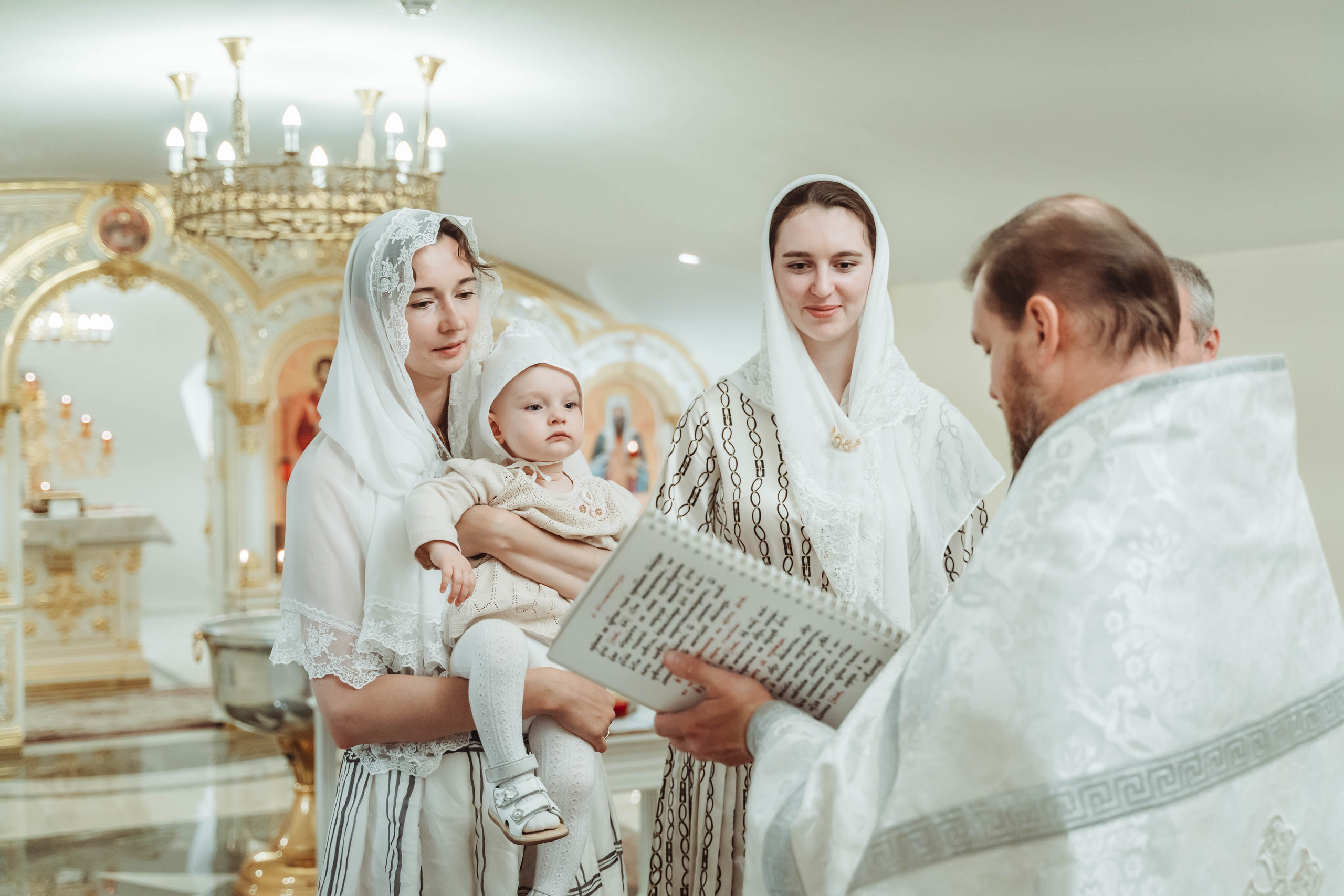Фотограф на крещение Санкт-Петербург. Свадебный, семейный, портретный, репортажный фотограф в Санкт-Петербурге