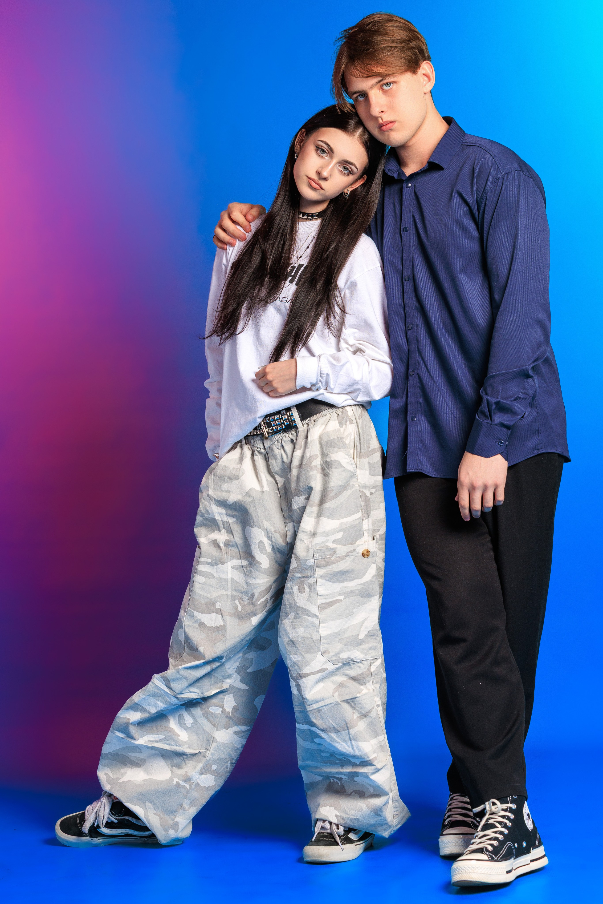 Смотреть фотки в фотостудии. Выпускные альбомы Геленджик, Новороссийск, Краснодар, Туапсе