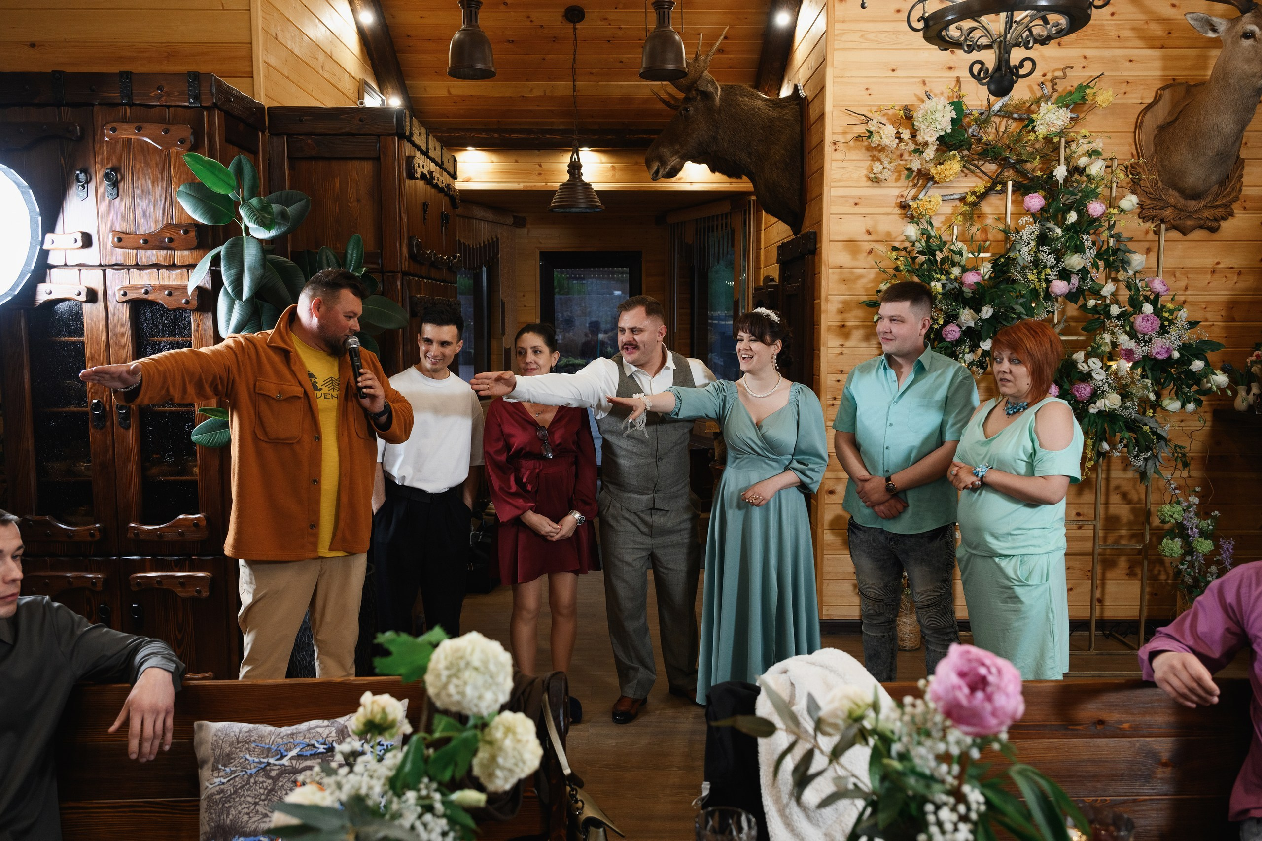 Свадебная фотосессия в Петропавловске-Камчатском. Профессиональная съемка для влюбленных пар в Петропавловске-Камчатском. Студийная свадебная фотосессия в Петропавловске-Камчатском. Эмоциональные и живые свадебные фотографии в Петропавловске-Камчатском. Стоимость свадебной фотосессии в Петропавловске-Камчатском.