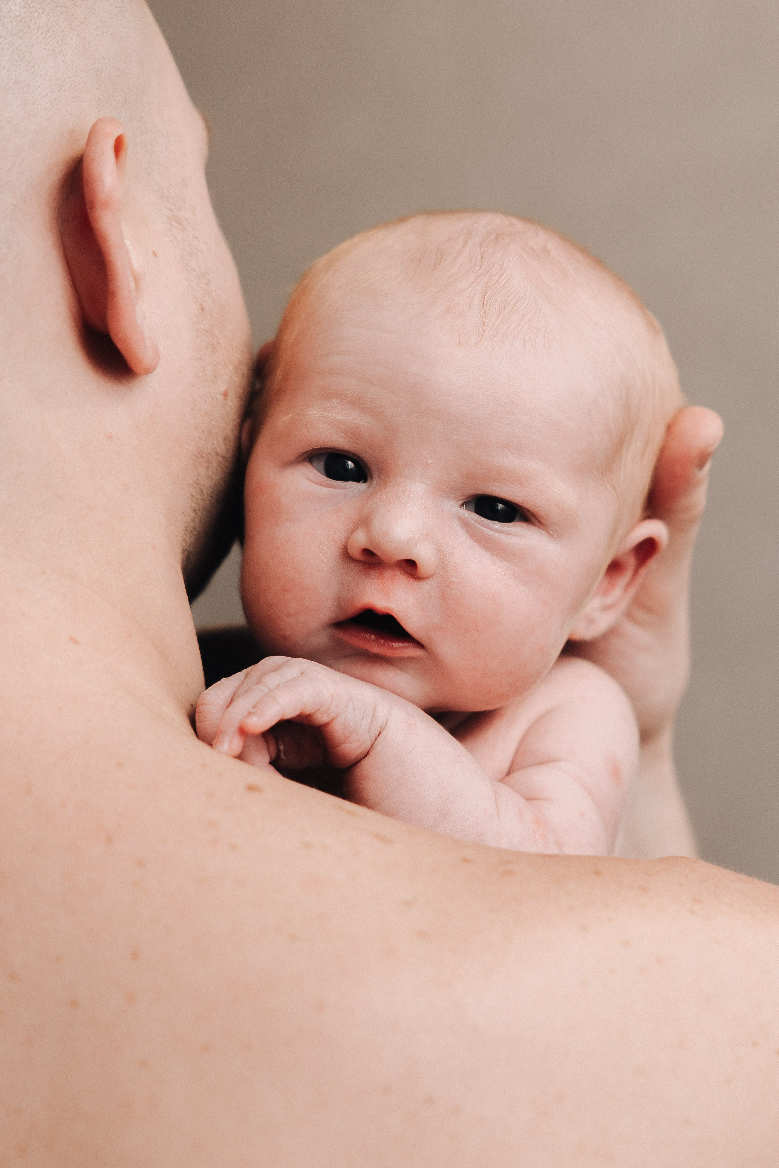 Семья с младенцем. Фотограф Александр Герасимов