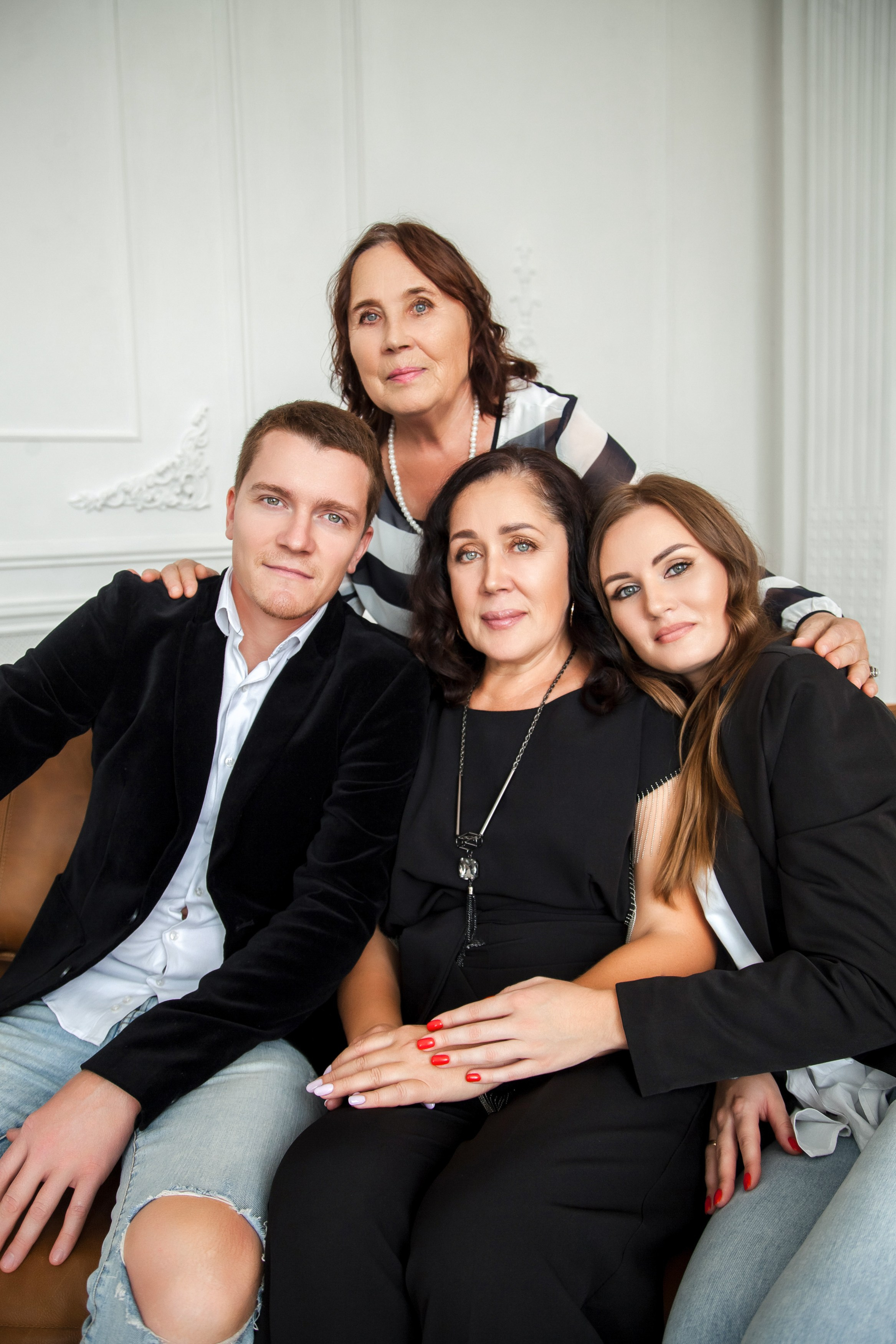 Студия White Crow. Портретный, семейный, свадебный фотограф в Брянске Маргарита Василькова