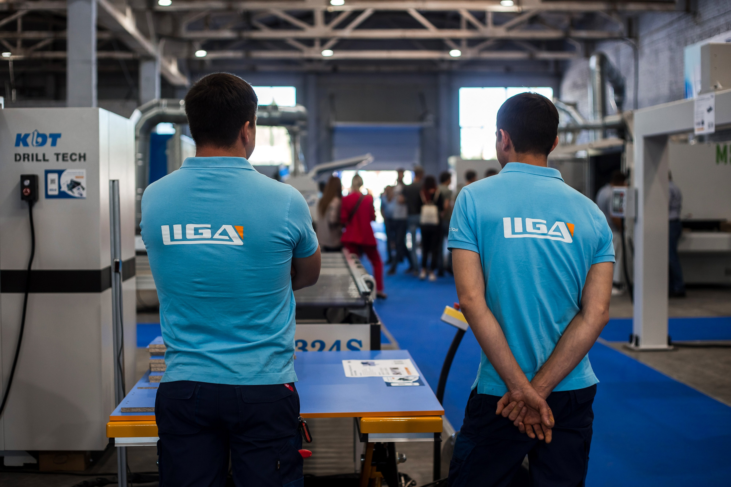 Выставка ТЕСТ-ДРАЙВ.МЕБЕЛЬНОЕ ПРОИЗВОДСТВО И ДЕРЕВООБРАБОТКА. БРЯНСК 2023. Портретный, семейный, свадебный фотограф в Брянске Маргарита Василькова