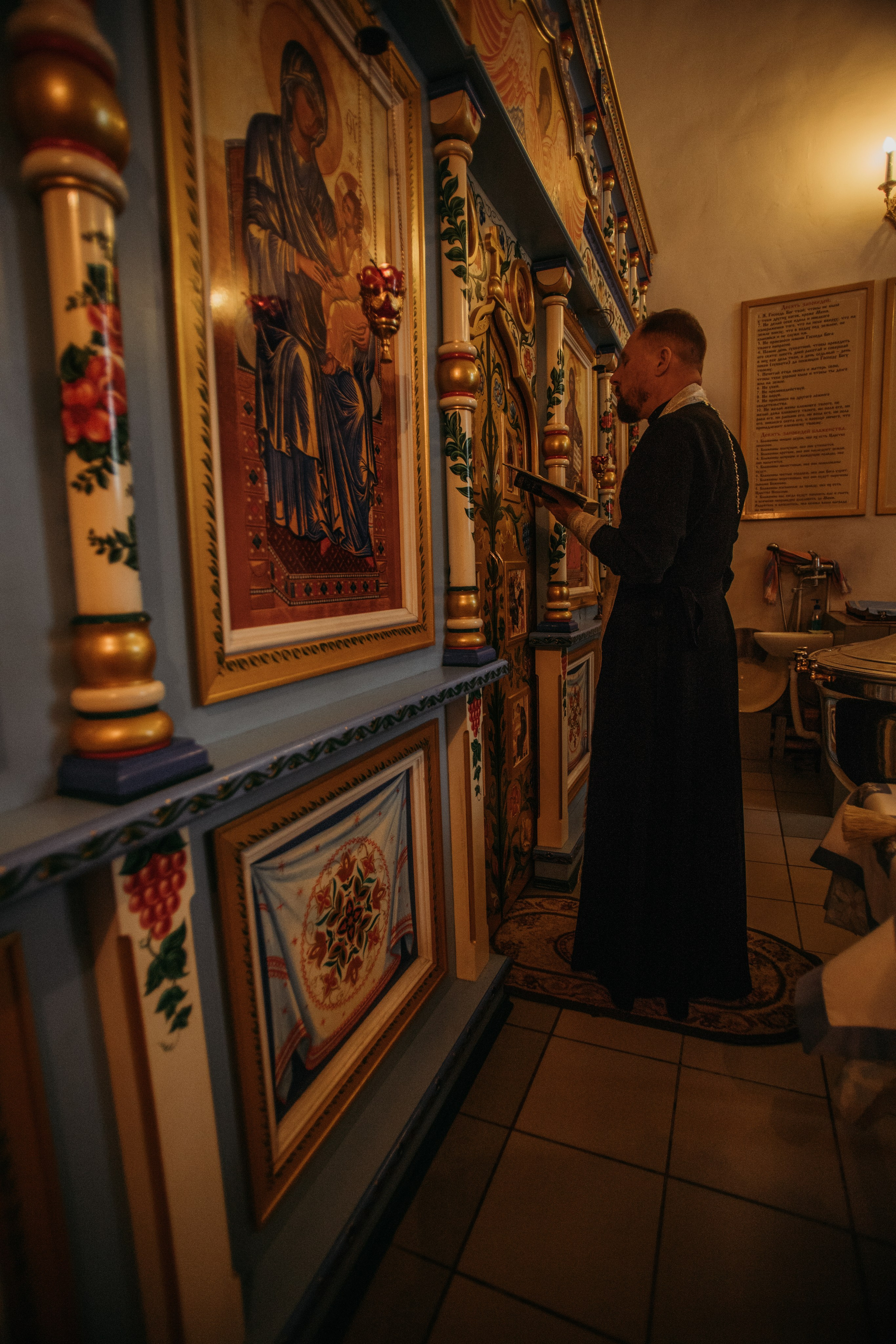 Крещение Аглаи. Венера Гайн. Репортажный фотограф  Тюмень. Обучение фотографии с 0