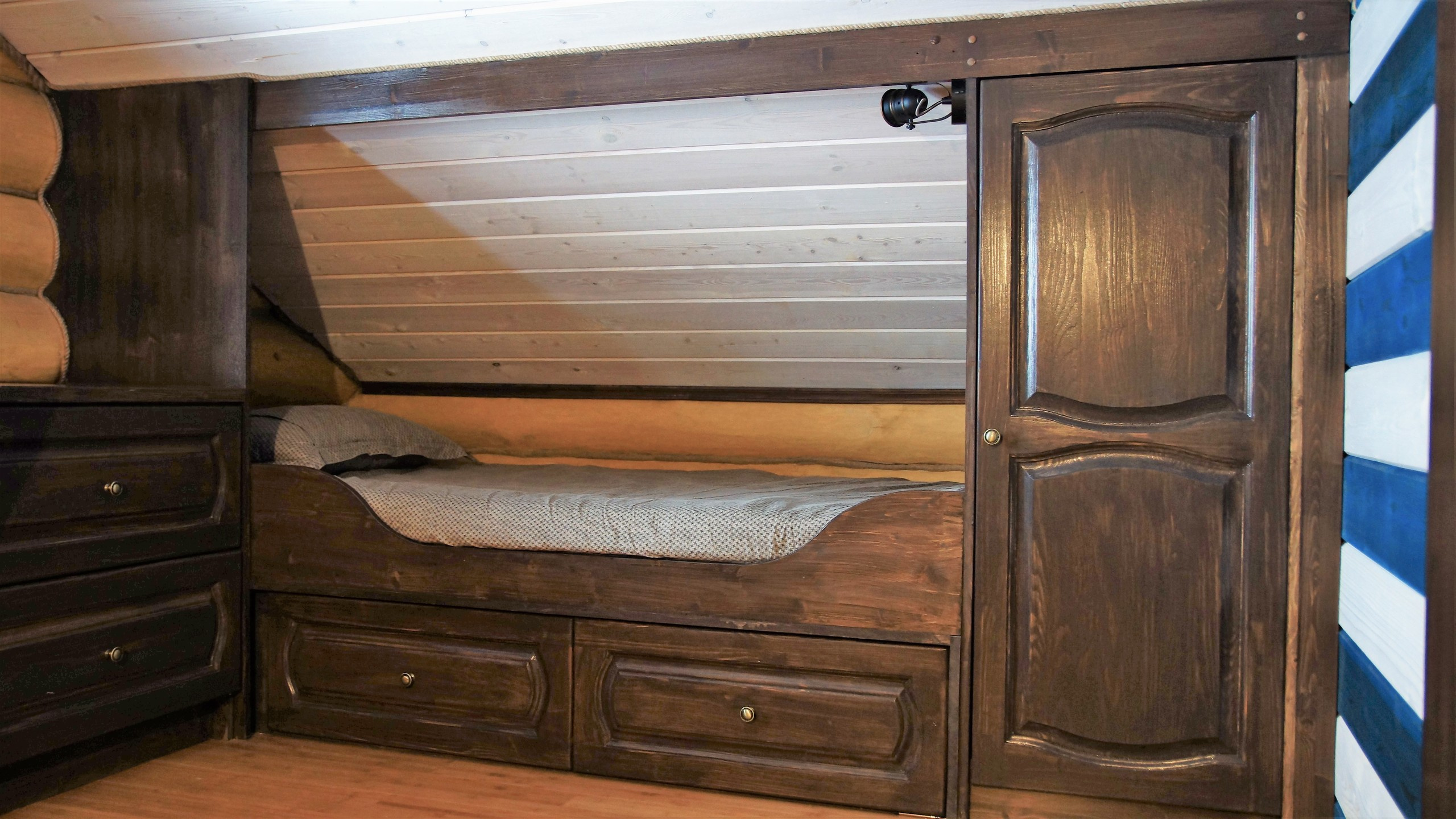 Баня-гостевой домик в морском стиле 56 м.кв. Студия Дизайна интерьера Tsvetdesign. Дизайнер в Санкт-Петербурге