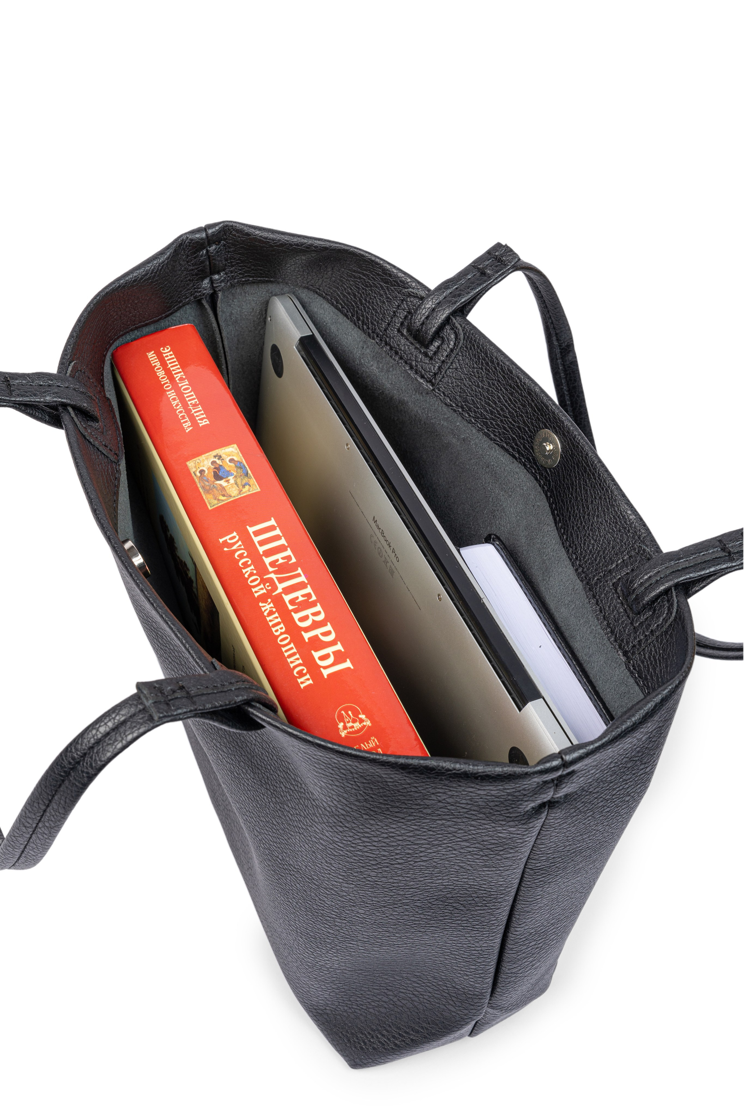 Съёмка сумок для бренда DAFFO