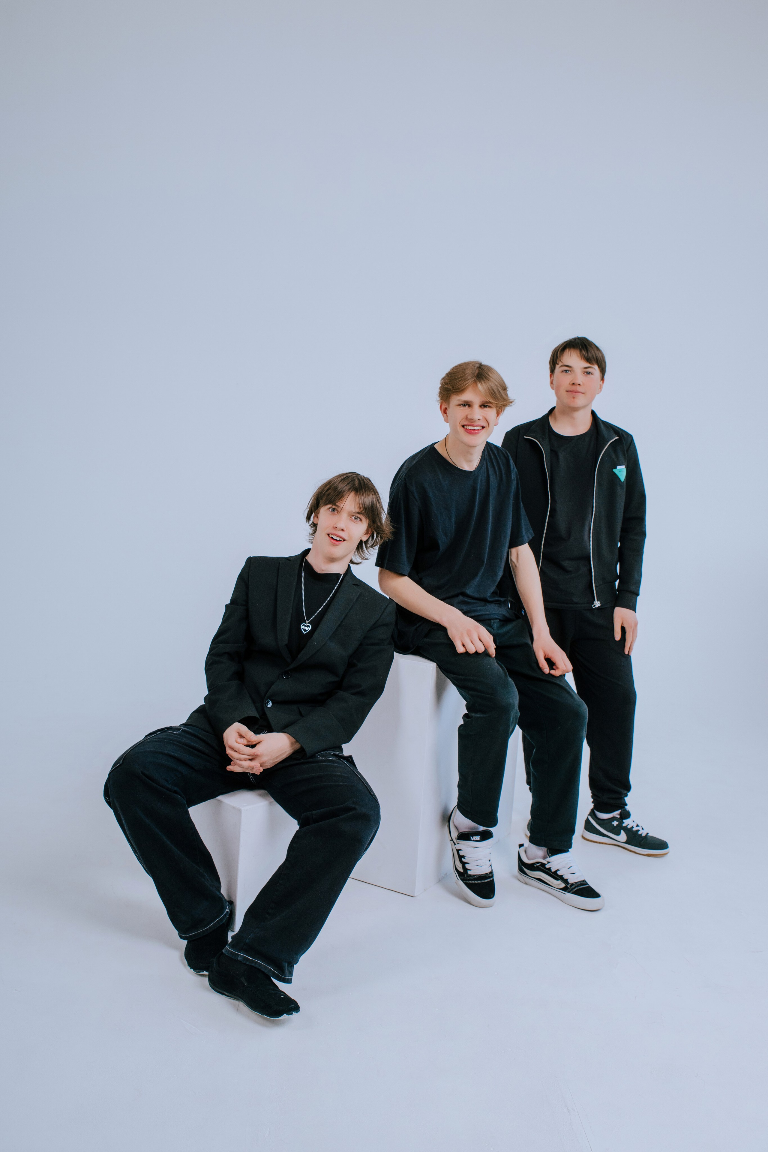 Гимназия им. Сайбеля — Выпуск 2024, 9 класс. Фотограф Ярмишко Дарья. Выпускные фотокниги