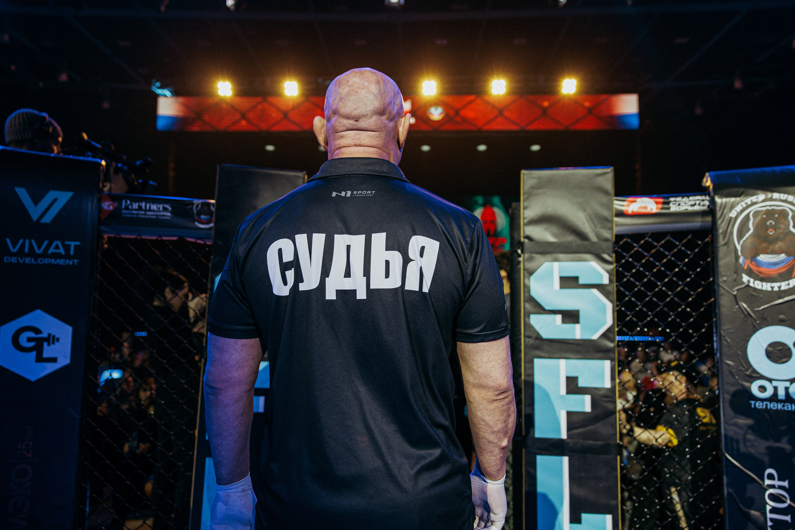 MFP255 ДУГЛАС РИБЕЙРО VS МАКСИМ БУТОРИН. Фотограф Иркутск Антипин Сергей