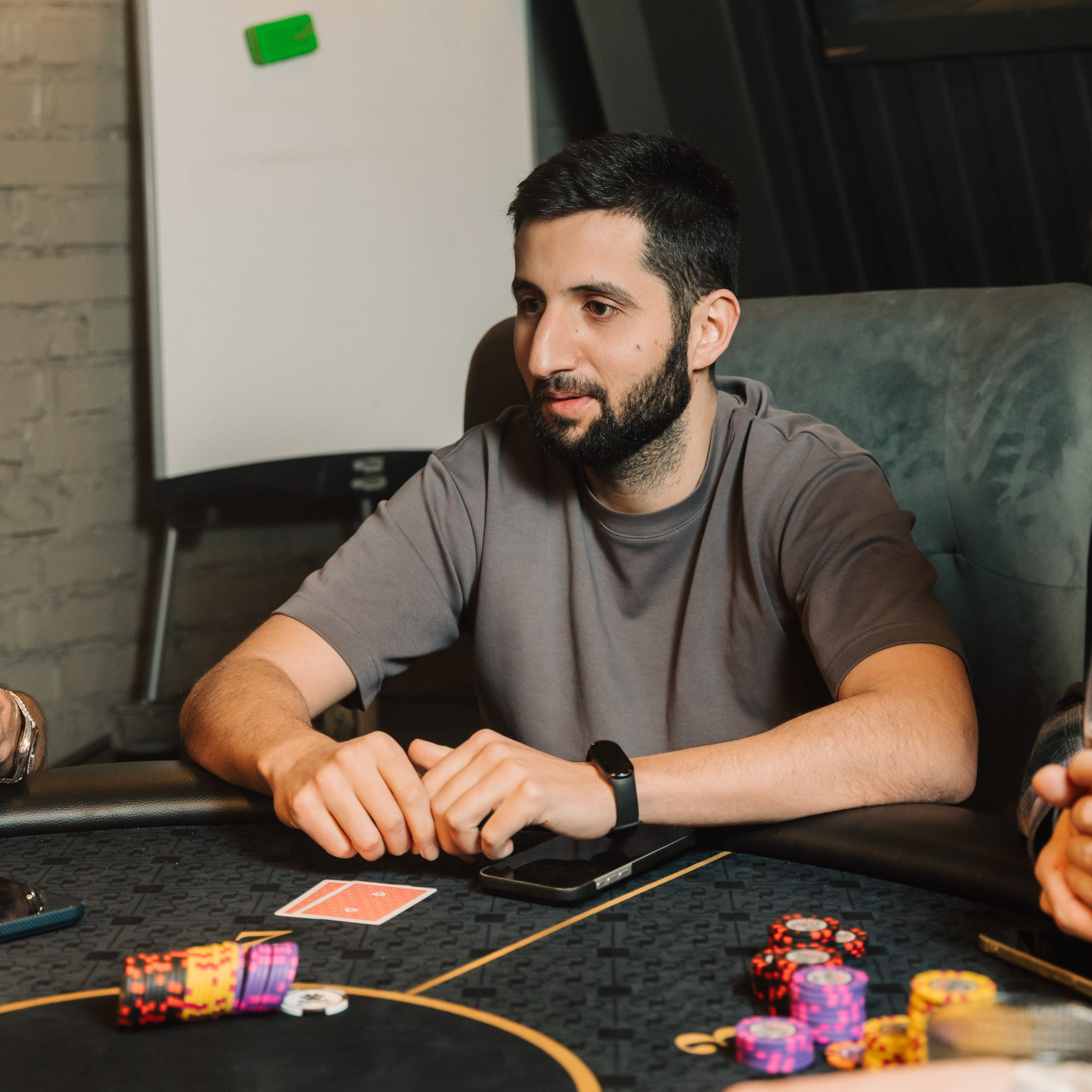 GARAGE GAME POKER. Kubynin.V Production