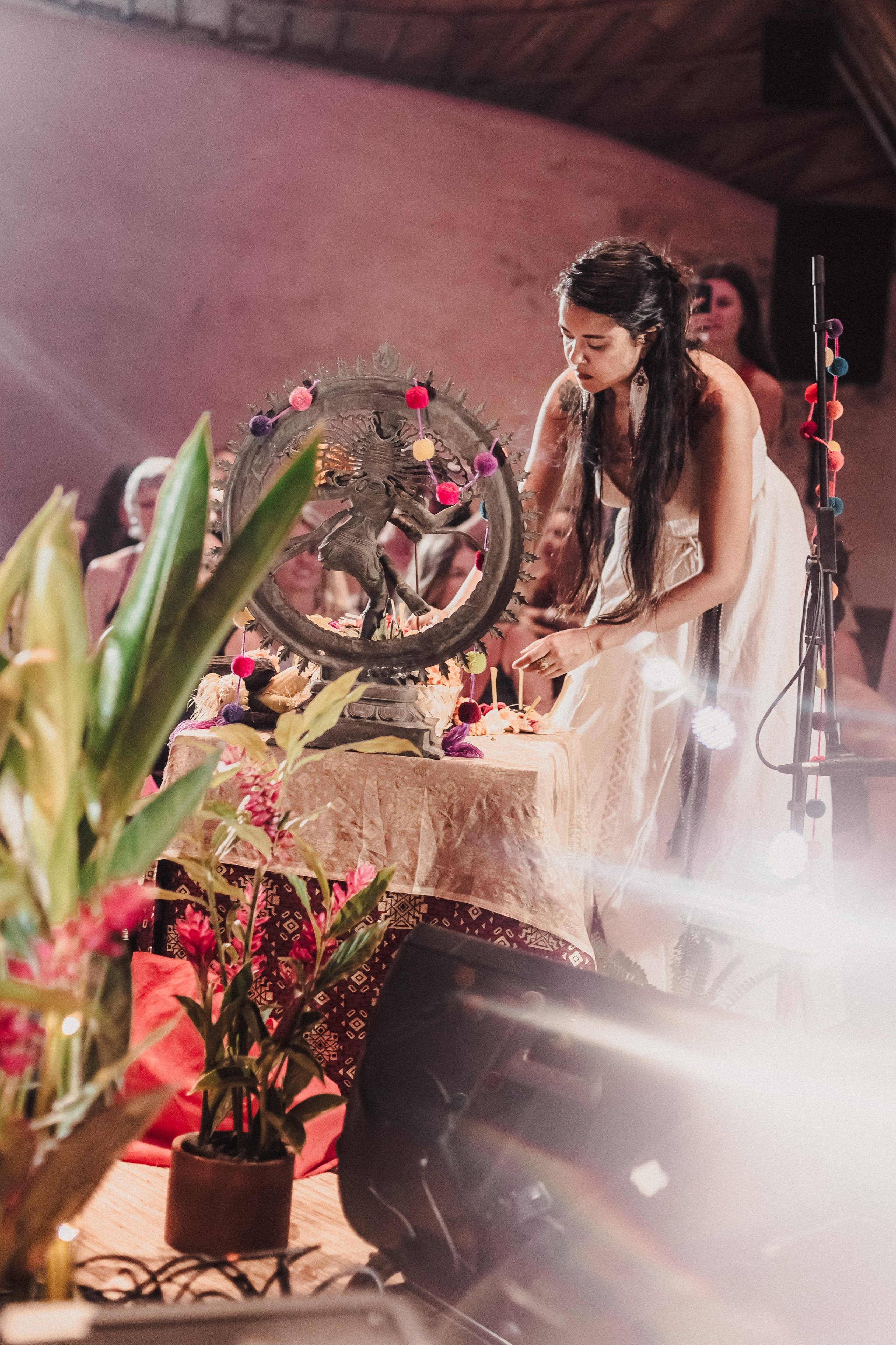 Hanuman Project kirtan at Alchemy march. Mariam Bagdasaryan