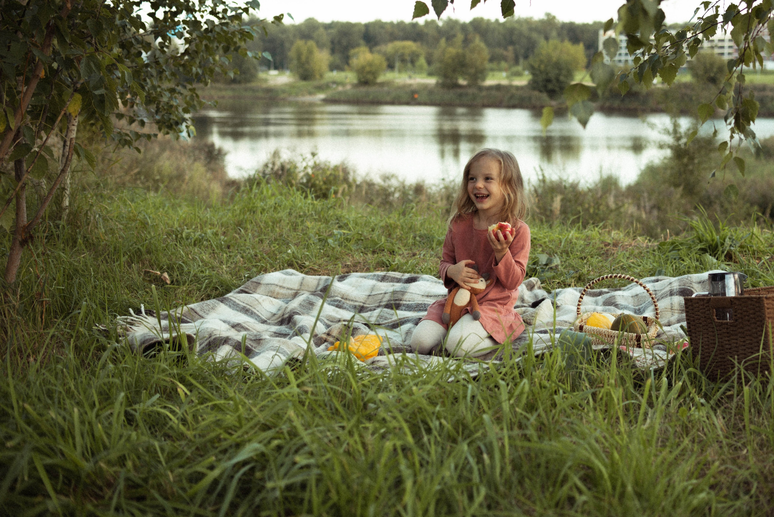 Семейная фотосессия на природе. Семейный фотограф в Железнодорожном Масаева Елена