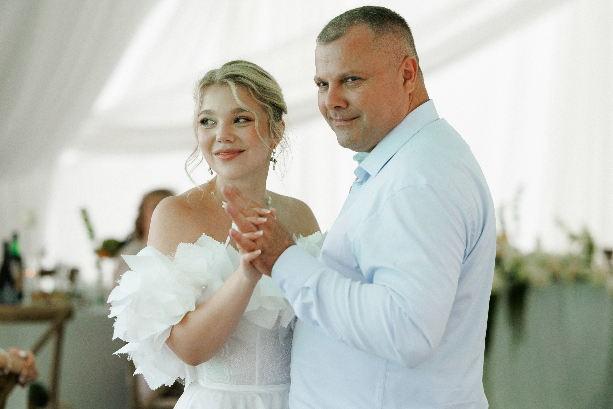 Свадьба под шёпот деревьев. Свадебный и семейный фотограф в Твери, Москве, Санкт-Петербурге