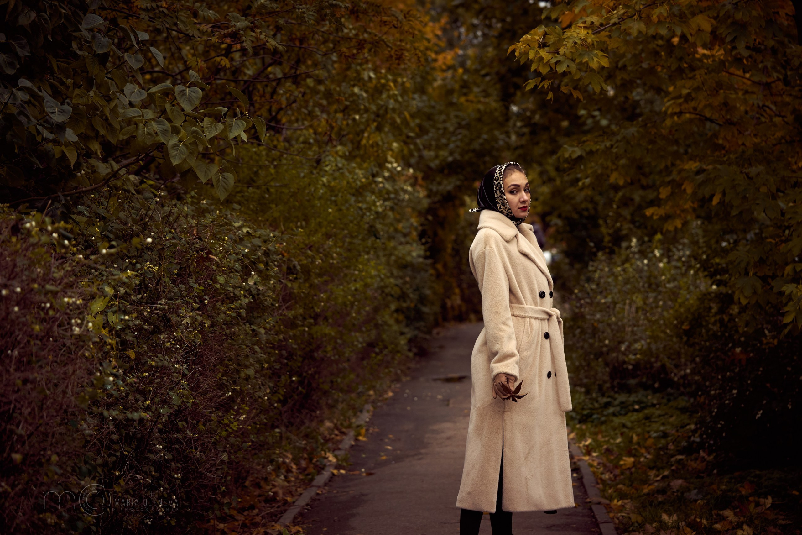 Осенняя фотопрогулка с Кариной. Фотограф Мария Оленева