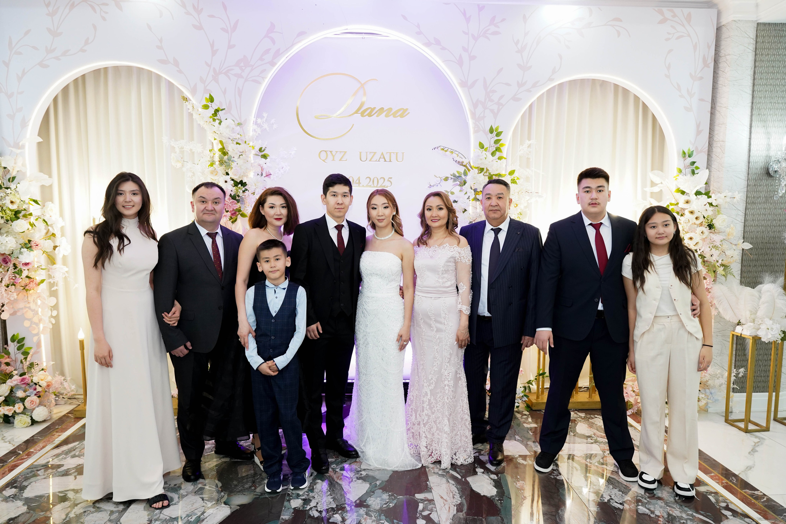 Dana uzatu. Фотограф Ернар Ержанов