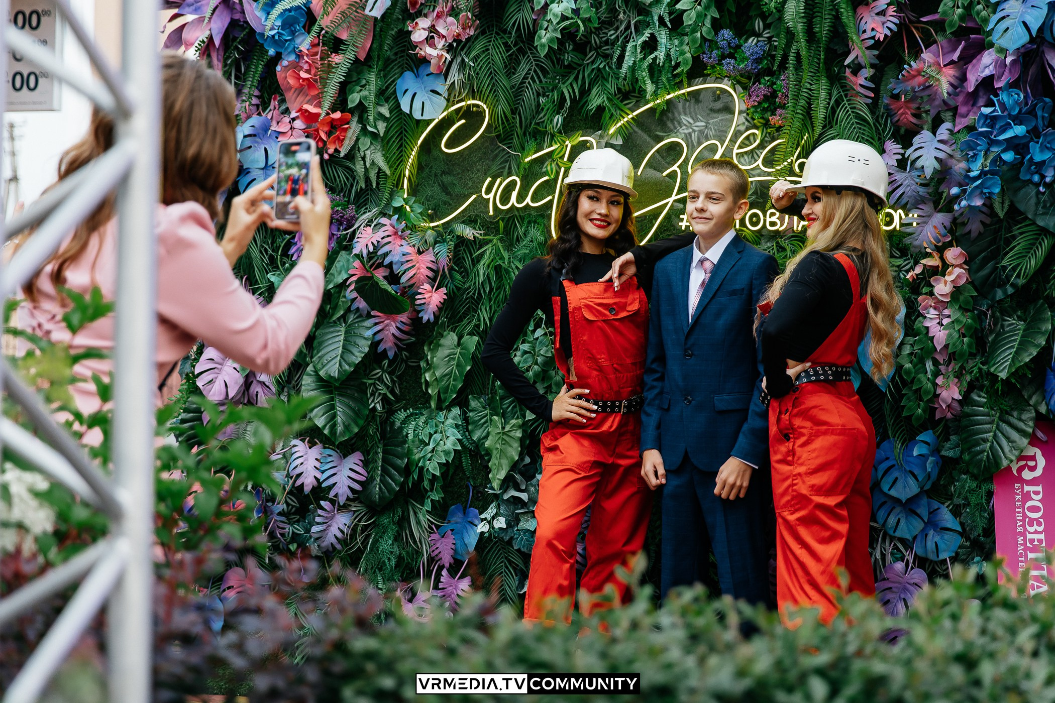 Ресторан «Лазурный Берег»: День строителя