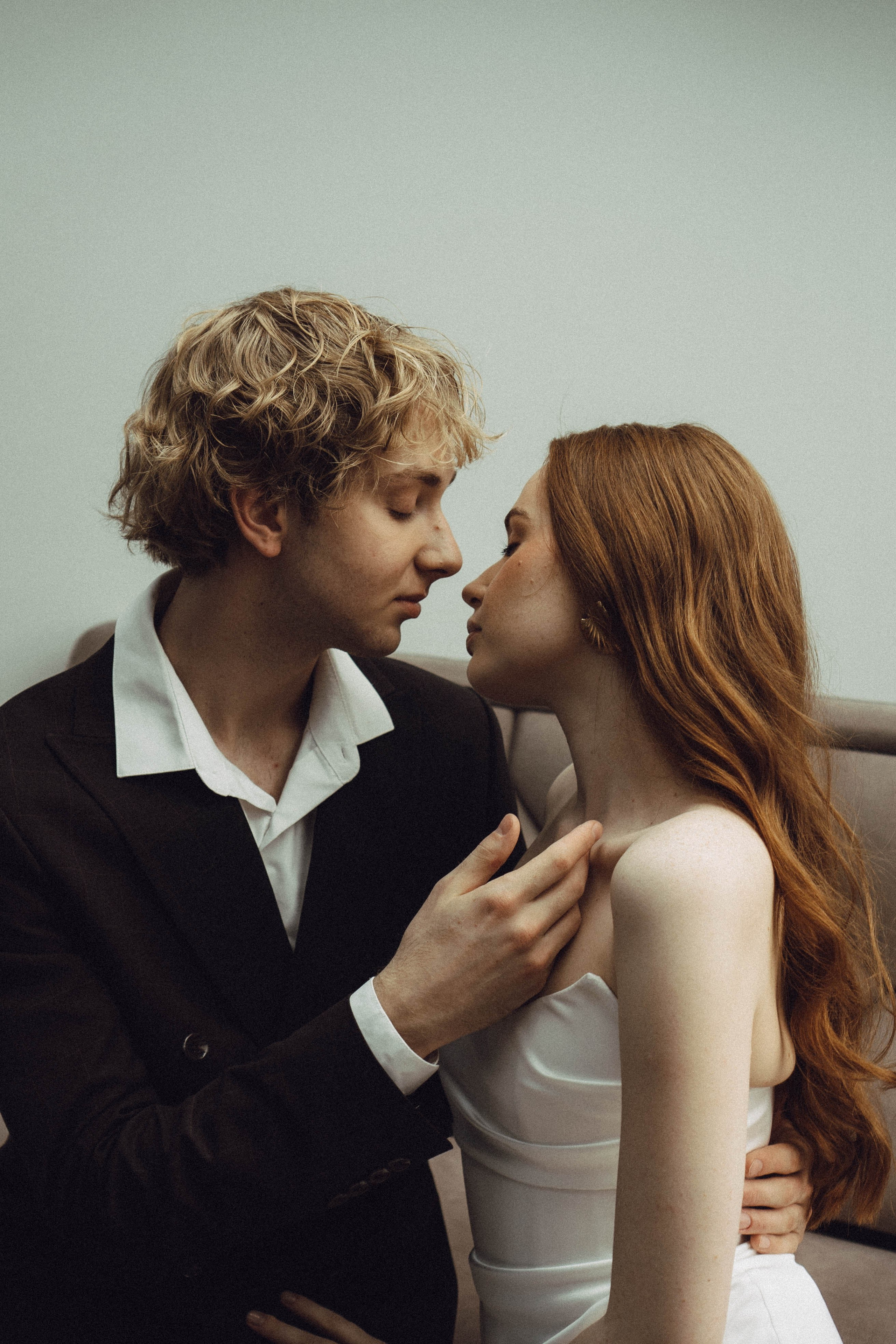 СВАДЕБНАЯ СЬЕМКА В ОТЕЛЕ. СБОРЫ ЖЕНИХА И НЕВЕСТЫ И ТАКЖЕ ТОР И ПОДГОТОВКА К ПРОГУЛКЕ. Профессиональный фотограф, Санкт-Петербург — Виктория Богомолова