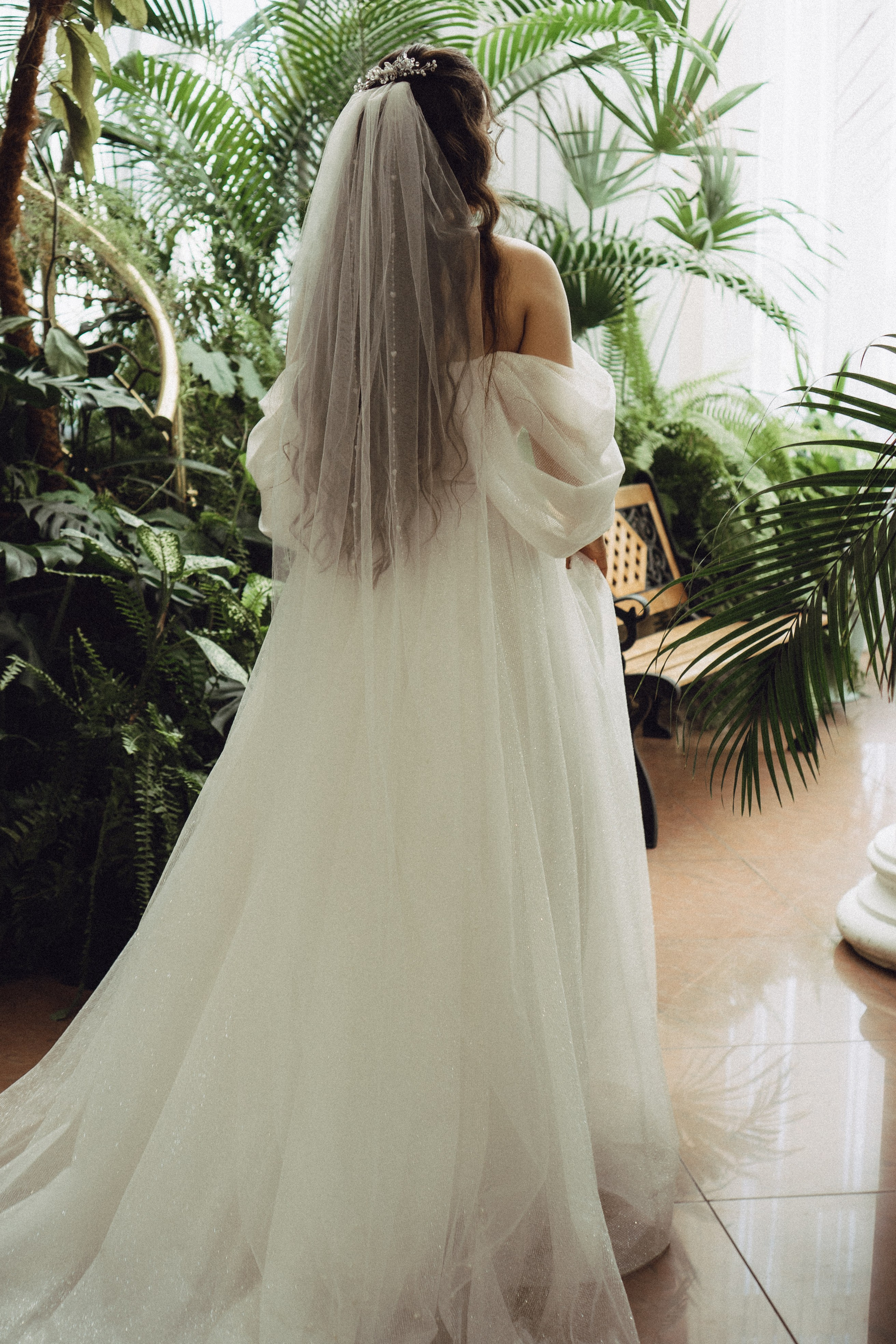 СВАДЕБНАЯ СЬЕМК В ПАРКЕ 300-ЛЕТИЯ. Профессиональный фотограф, Санкт-Петербург — Виктория Богомолова