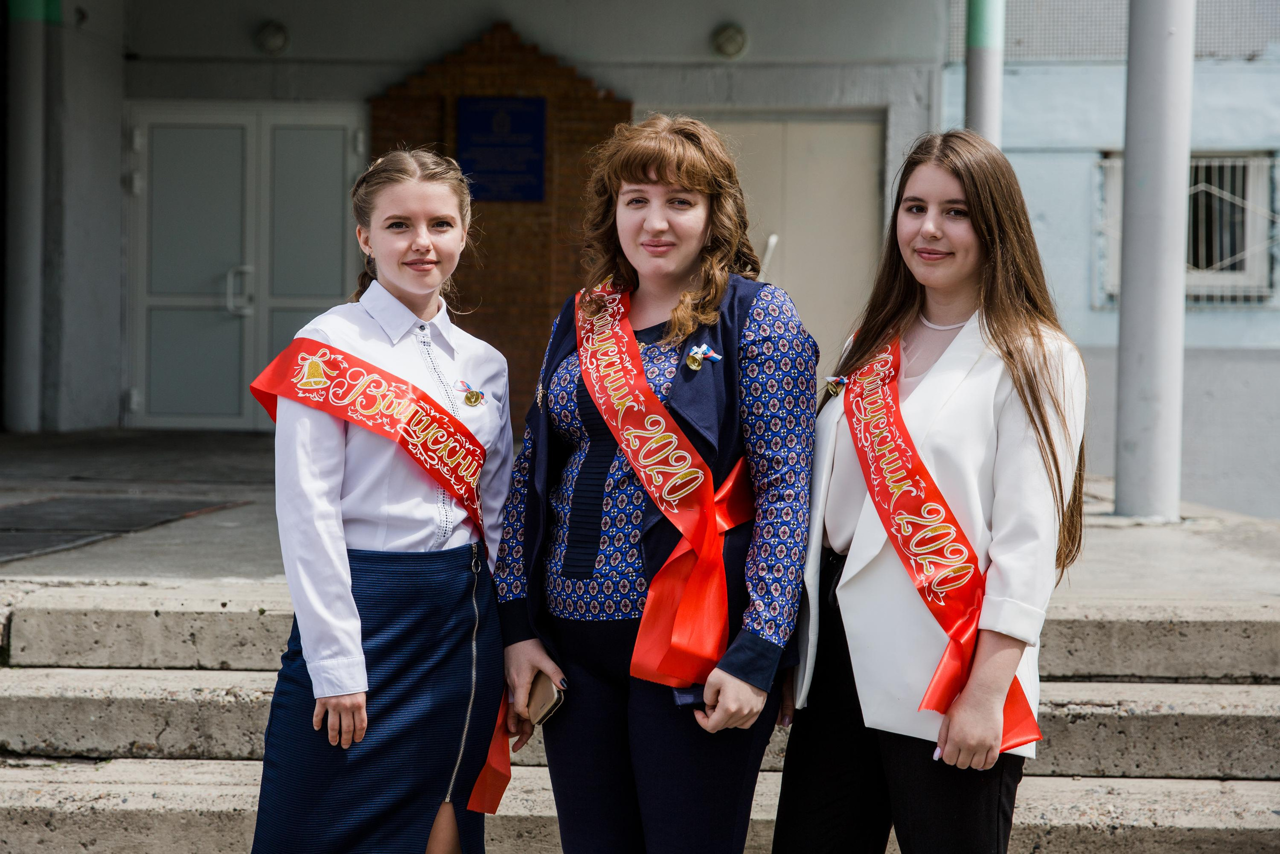 Вручение аттестатов. Марина Соколова. Контентный и семейный фотограф г. Красноярск