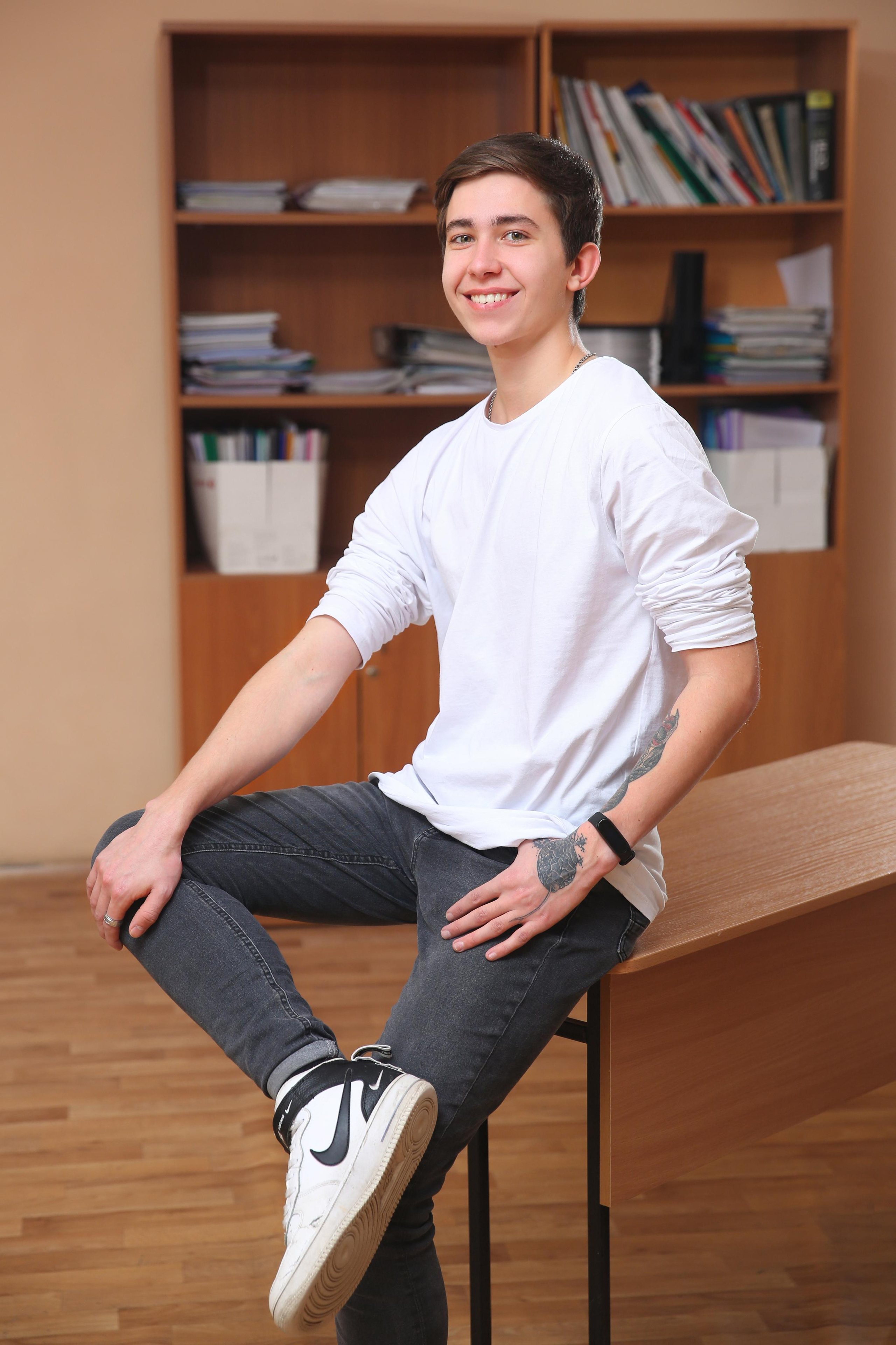 Выпускные альбомы. Марина Соколова. Контентный и семейный фотограф г. Красноярск