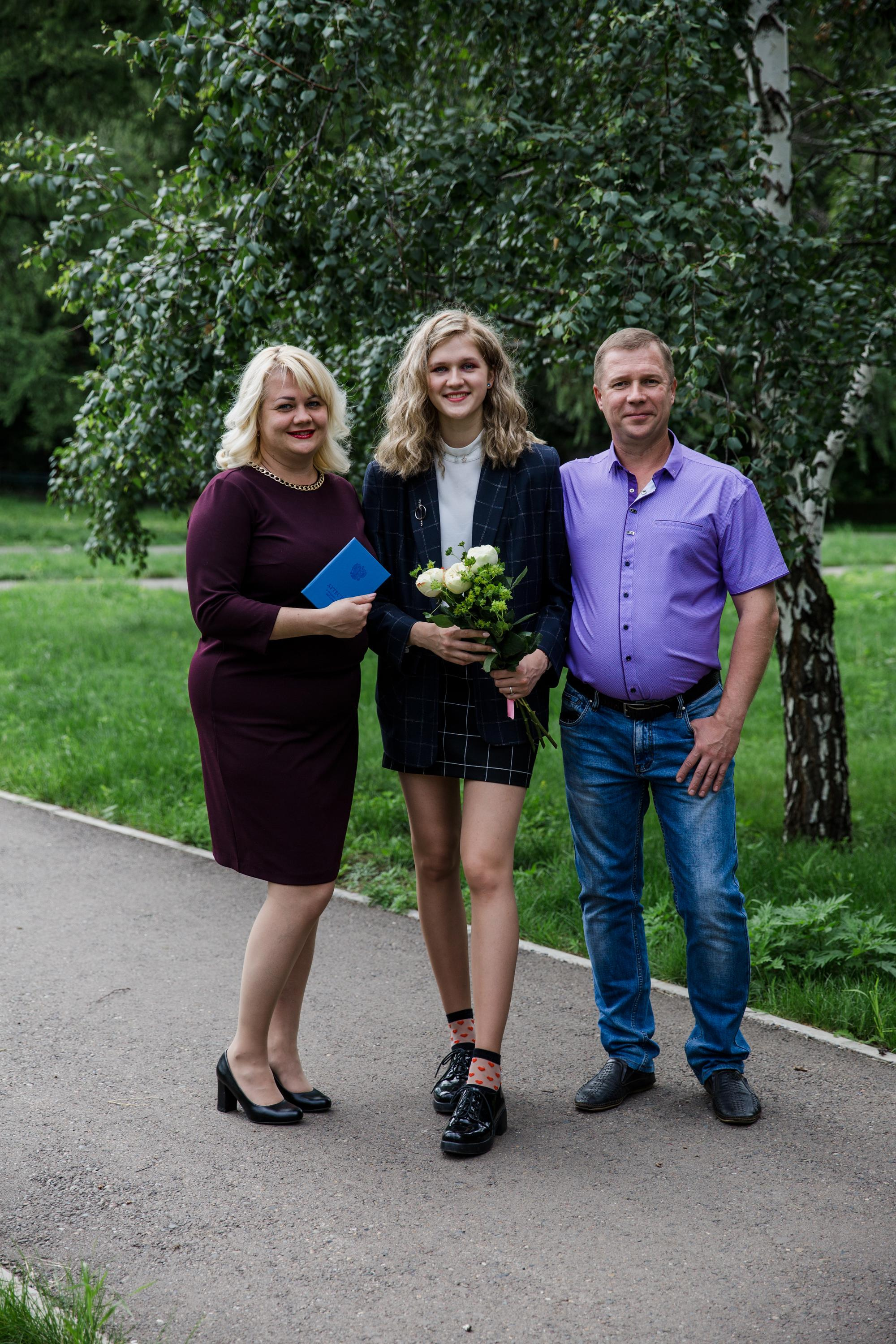 Вручение аттестатов. Марина Соколова. Контентный и семейный фотограф г. Красноярск