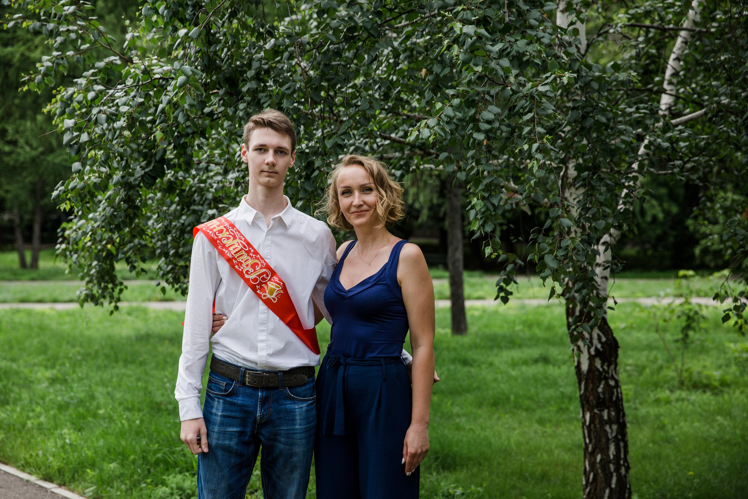 Вручение аттестатов. Марина Соколова. Контентный и семейный фотограф г. Красноярск