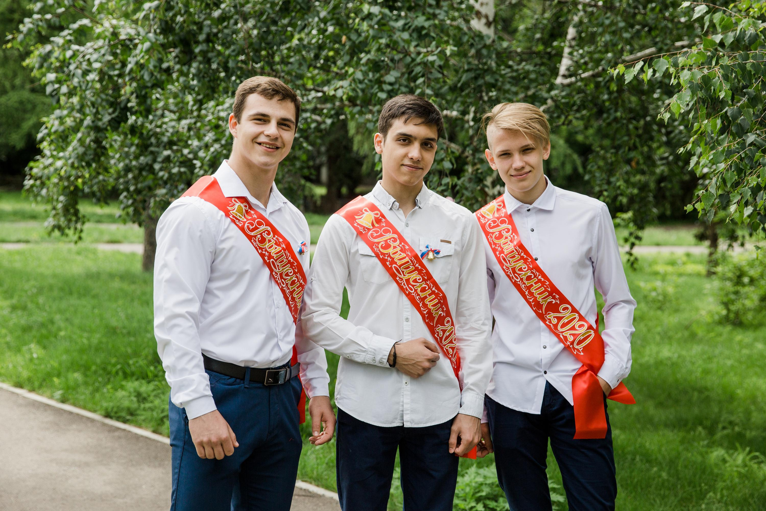 Вручение аттестатов. Марина Соколова. Контентный и семейный фотограф г. Красноярск