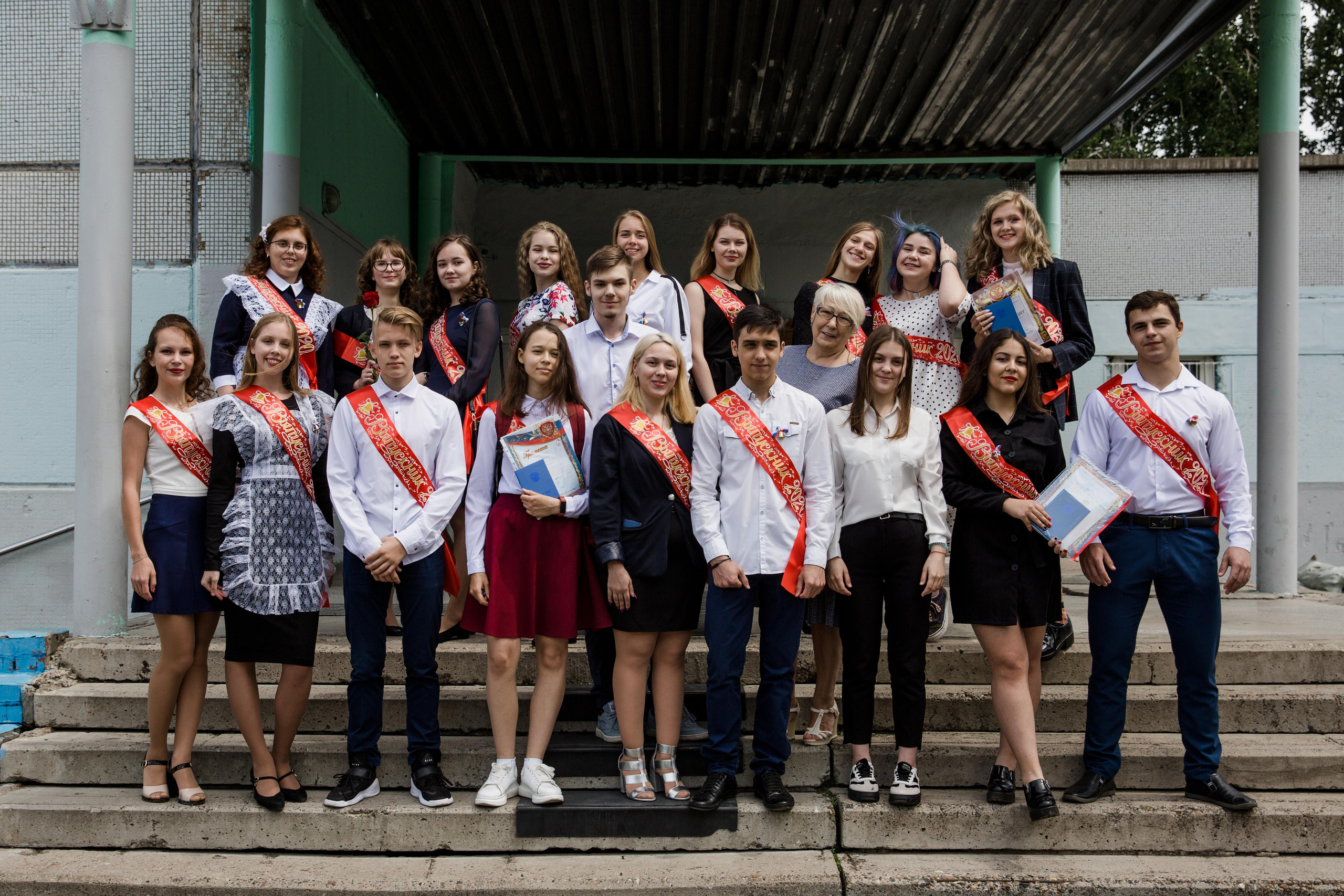 Вручение аттестатов. Марина Соколова. Контентный и семейный фотограф г. Красноярск