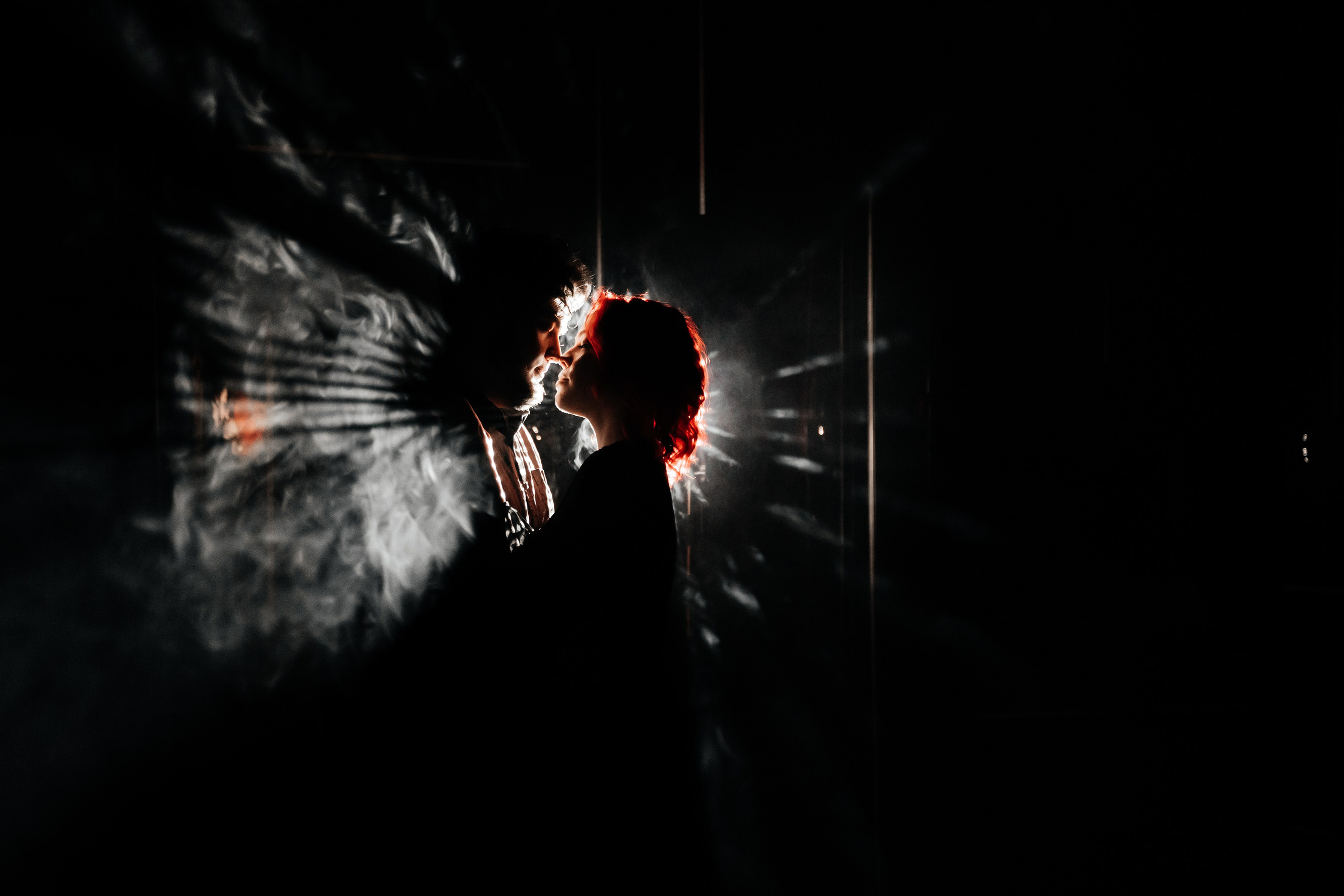 Love story «In total darkness». Свадебные фотограф и видеограф Наталья и Анатолий Новиковы СПб