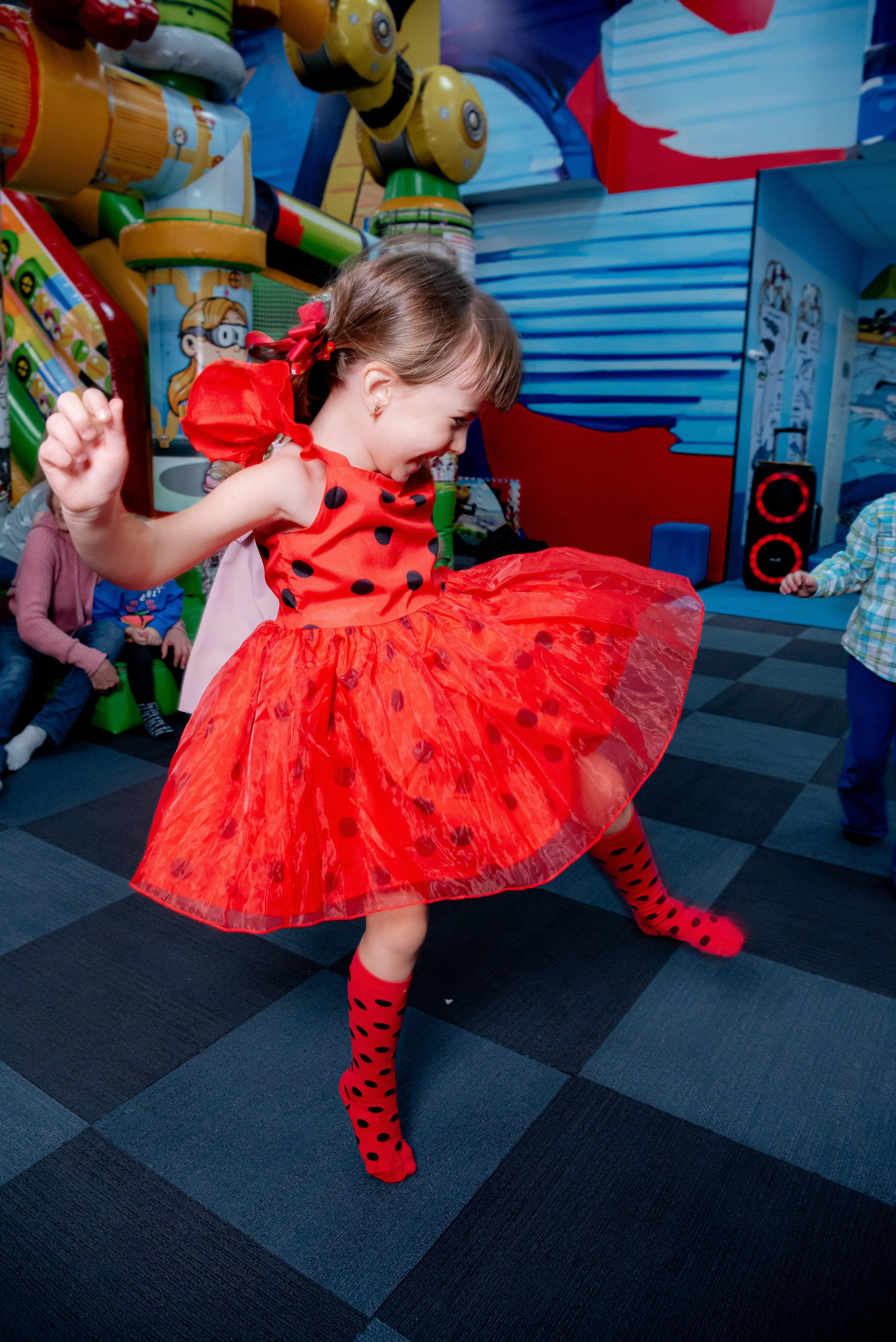 ДР в Локо Мотив Аниматоры Леди Баг. Фотограф в Волгограде и Волжском Александр Горбань