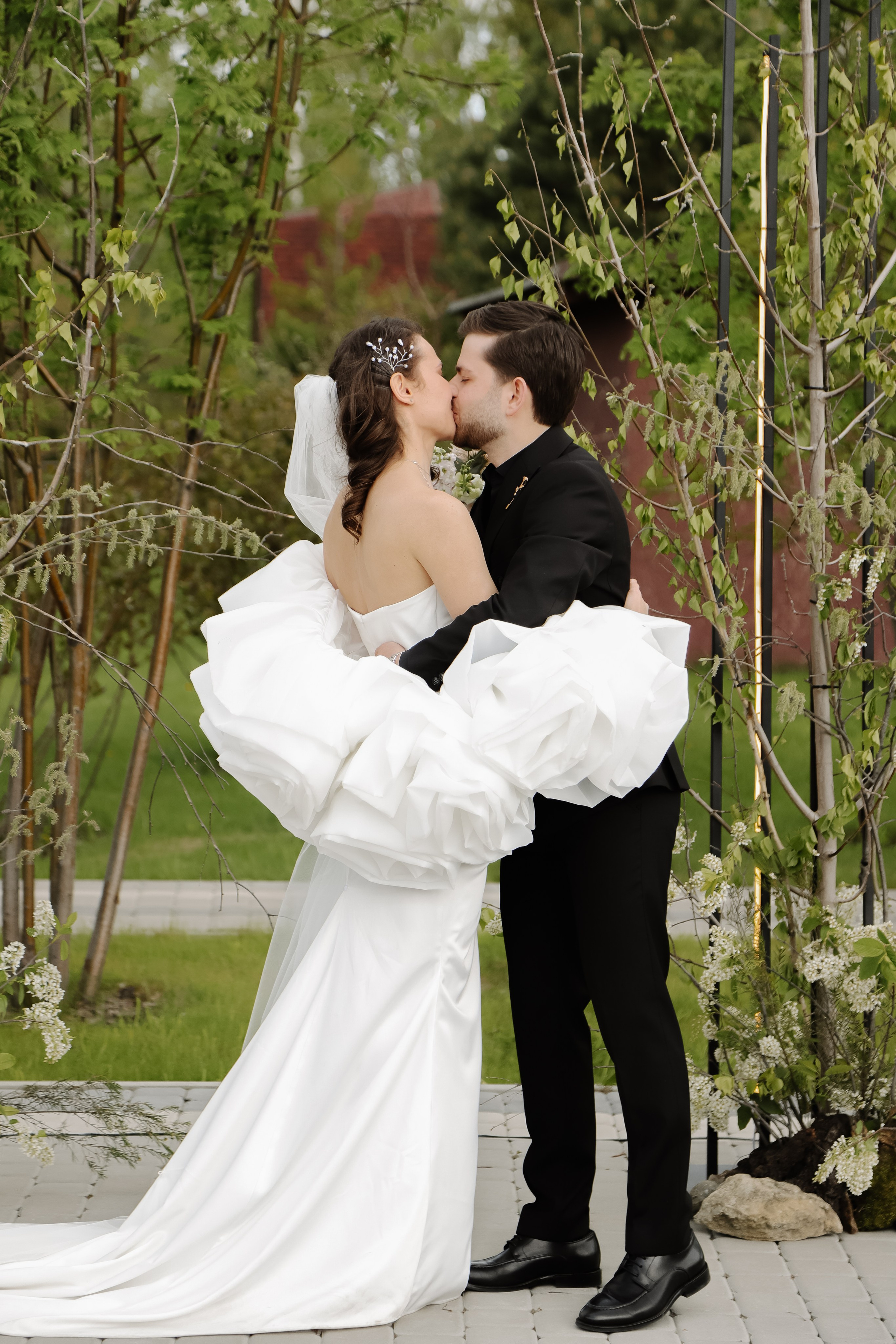 Земля смеётся цветами. Свадебный фотограф Челябинск Полина Чеботарь