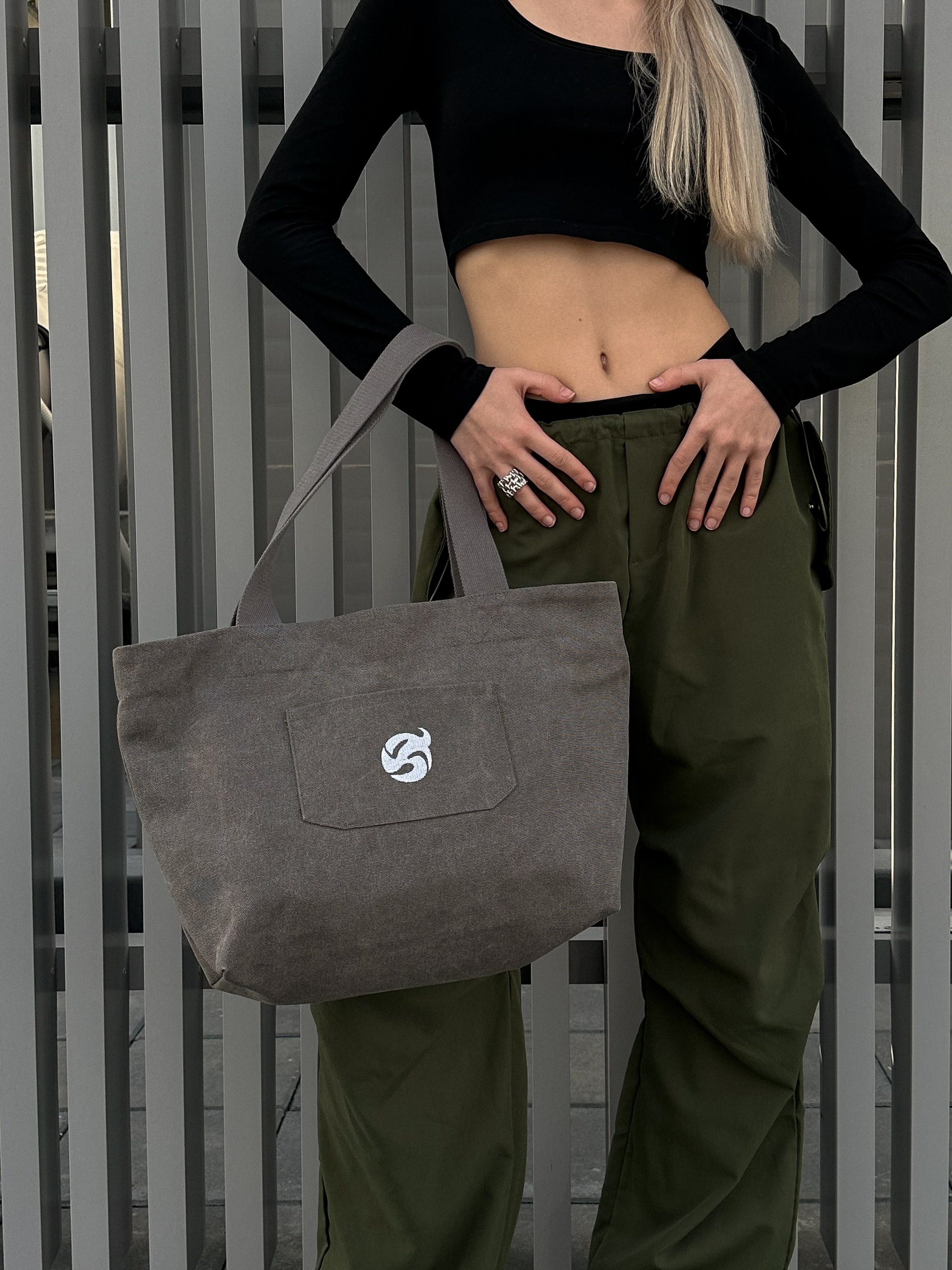 IMEAN. CHRISTINA GRIG // photographer, content creator