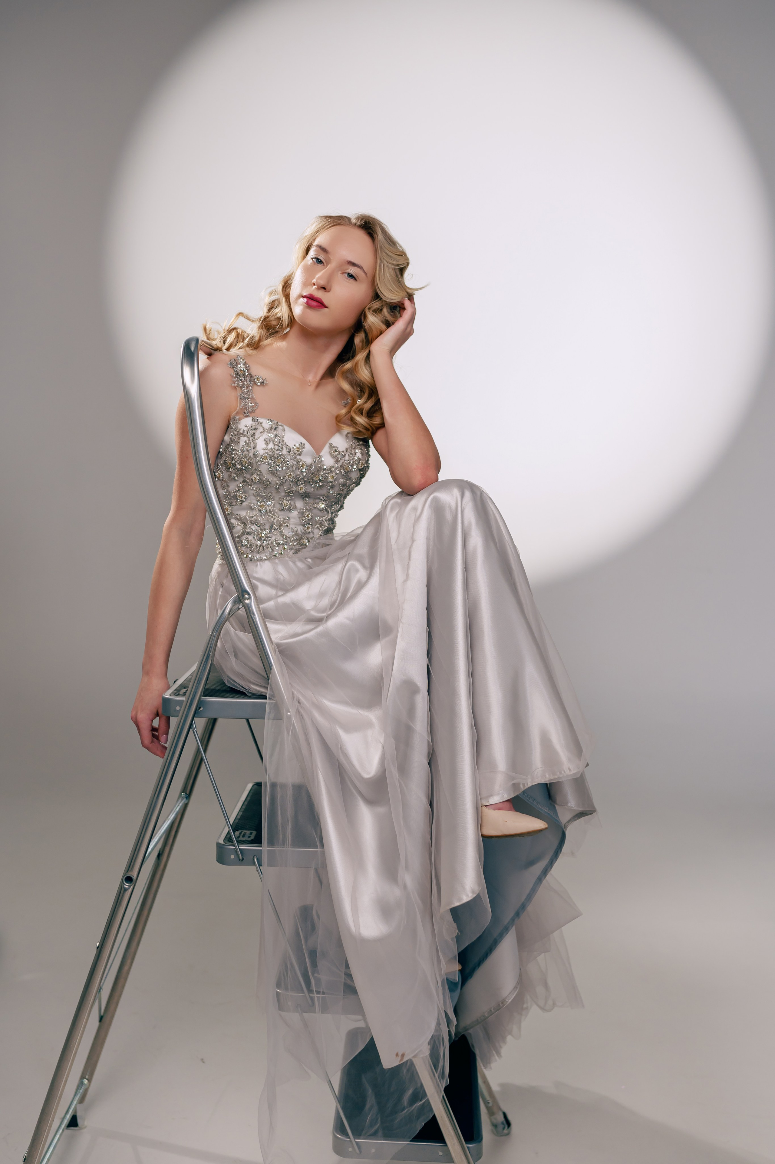 Фотосессия для магазина платьев. Фотограф Ким Наталья в Красноярске