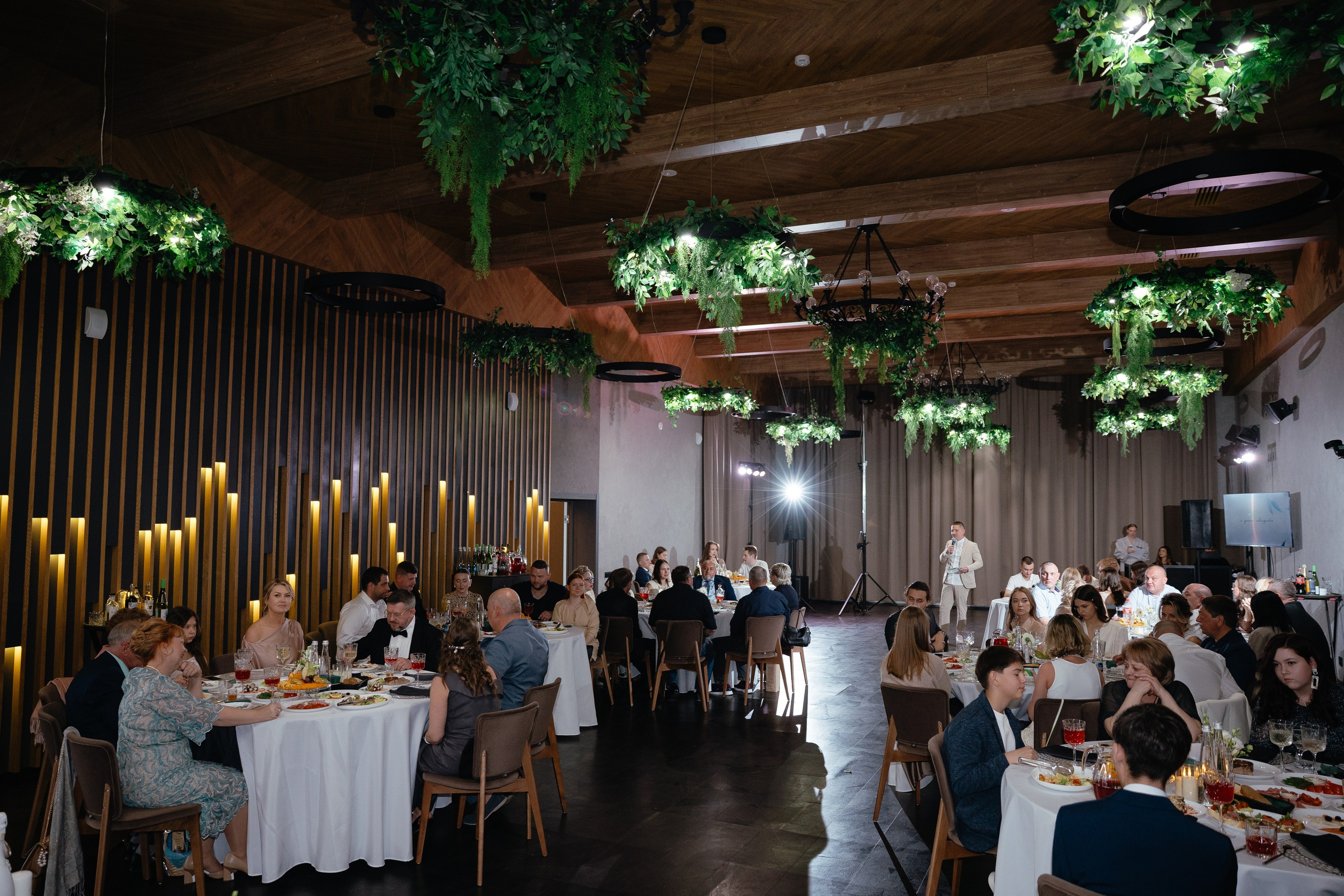 Дмитрий и Полина Еловое. Свадебный фотограф Виктория