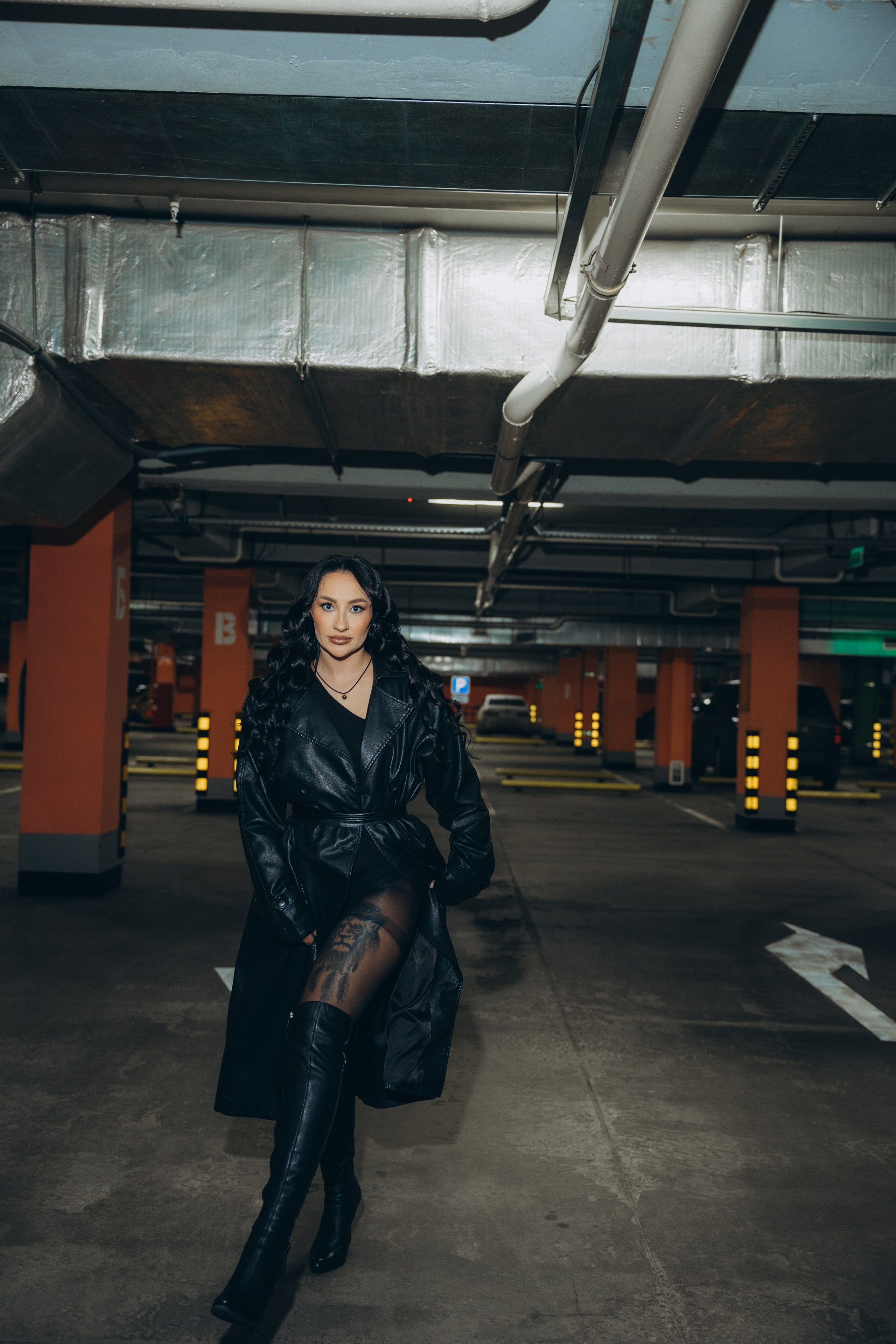 На парковке. Свадебный, семейный фотограф в Иркутске Светлана Макаричева