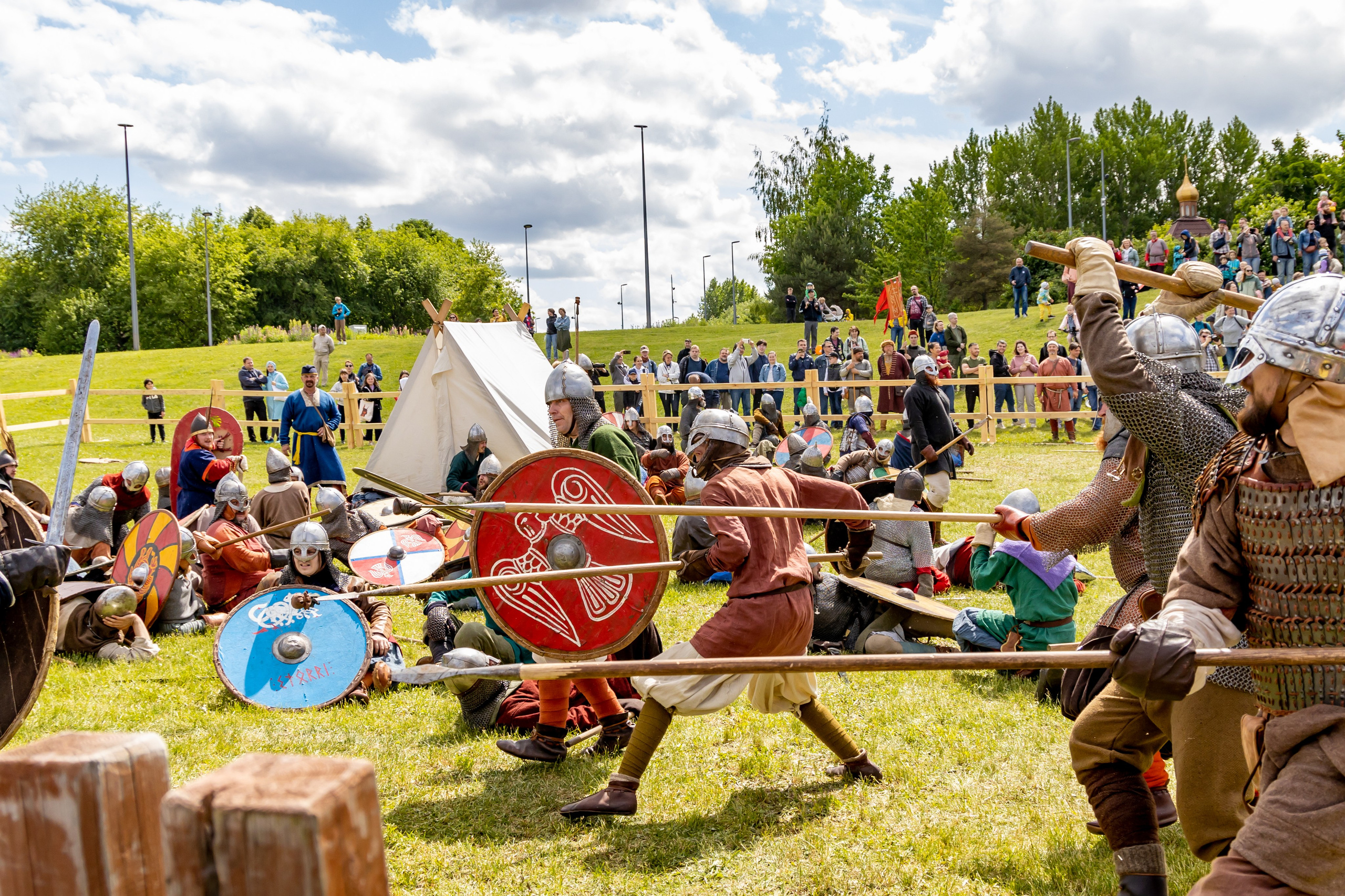 Времена и эпохи 2023 парк Лужкова. Репортажный, семейный и студийный фотограф в Москве Демин Алексей