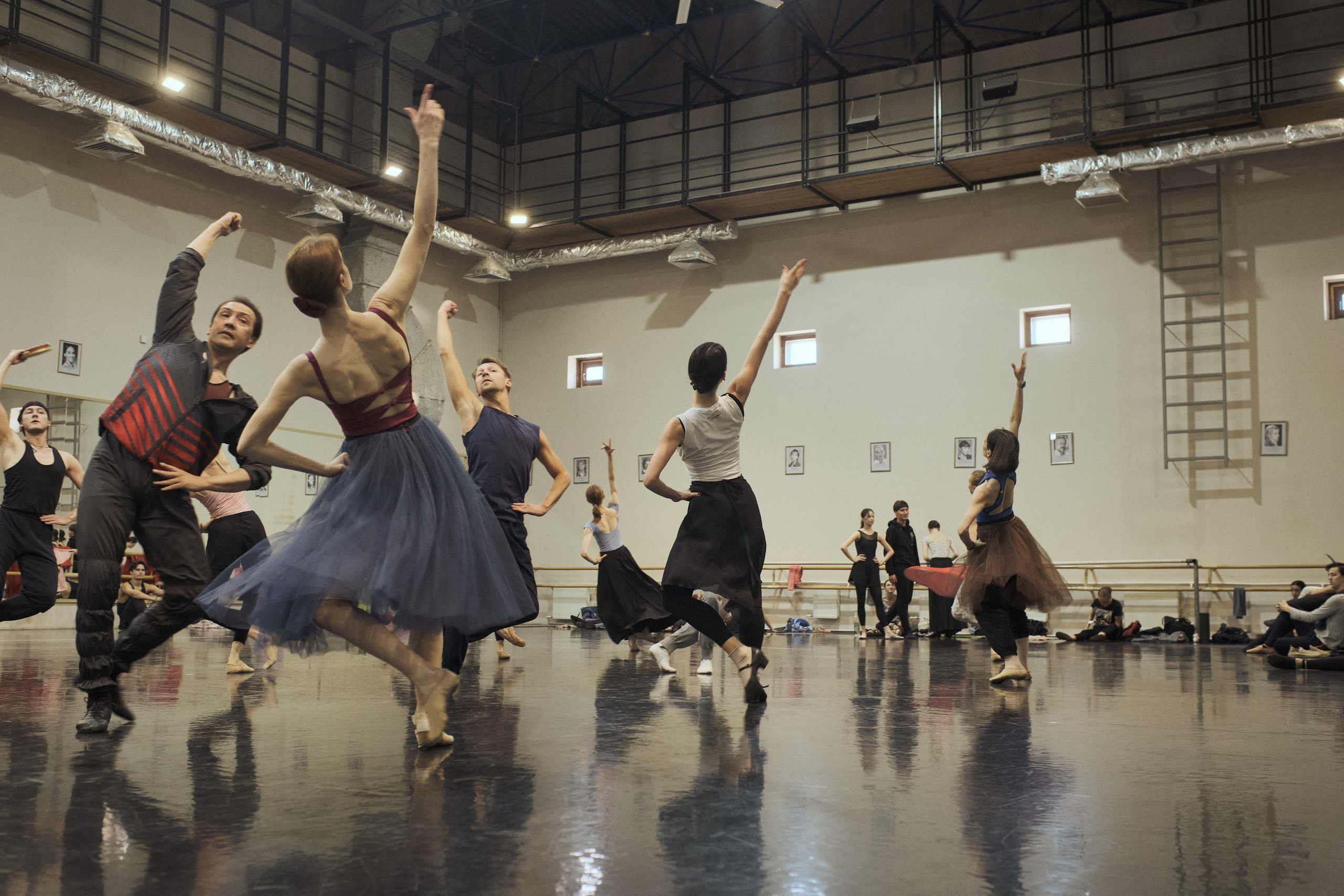 Балетный класс и репетиция артистов балета КТОиБ им. Мусы Джалиля. Barsukov